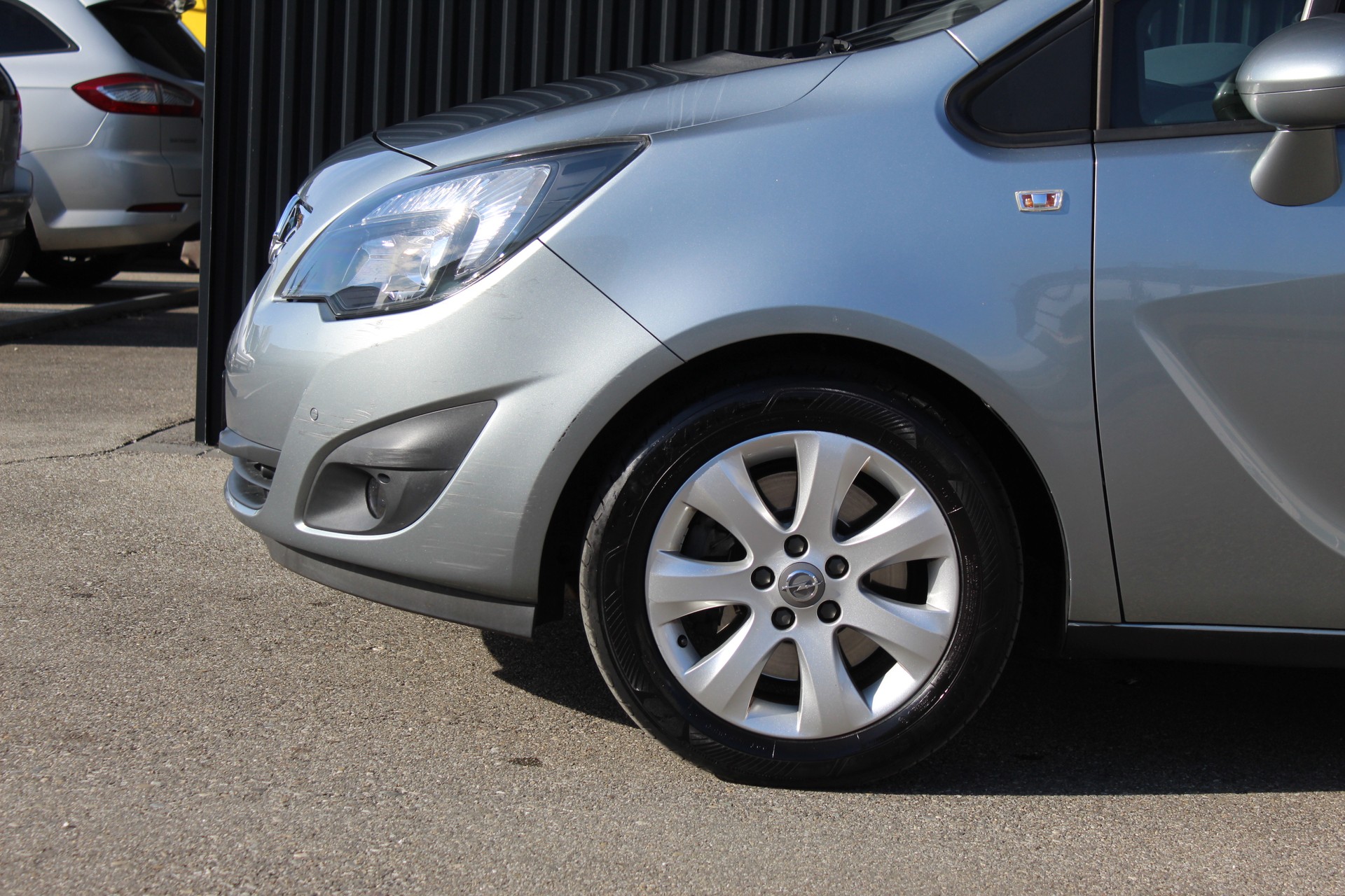 OPEL Meriva 1.4 Turbo Cosmo-image-9