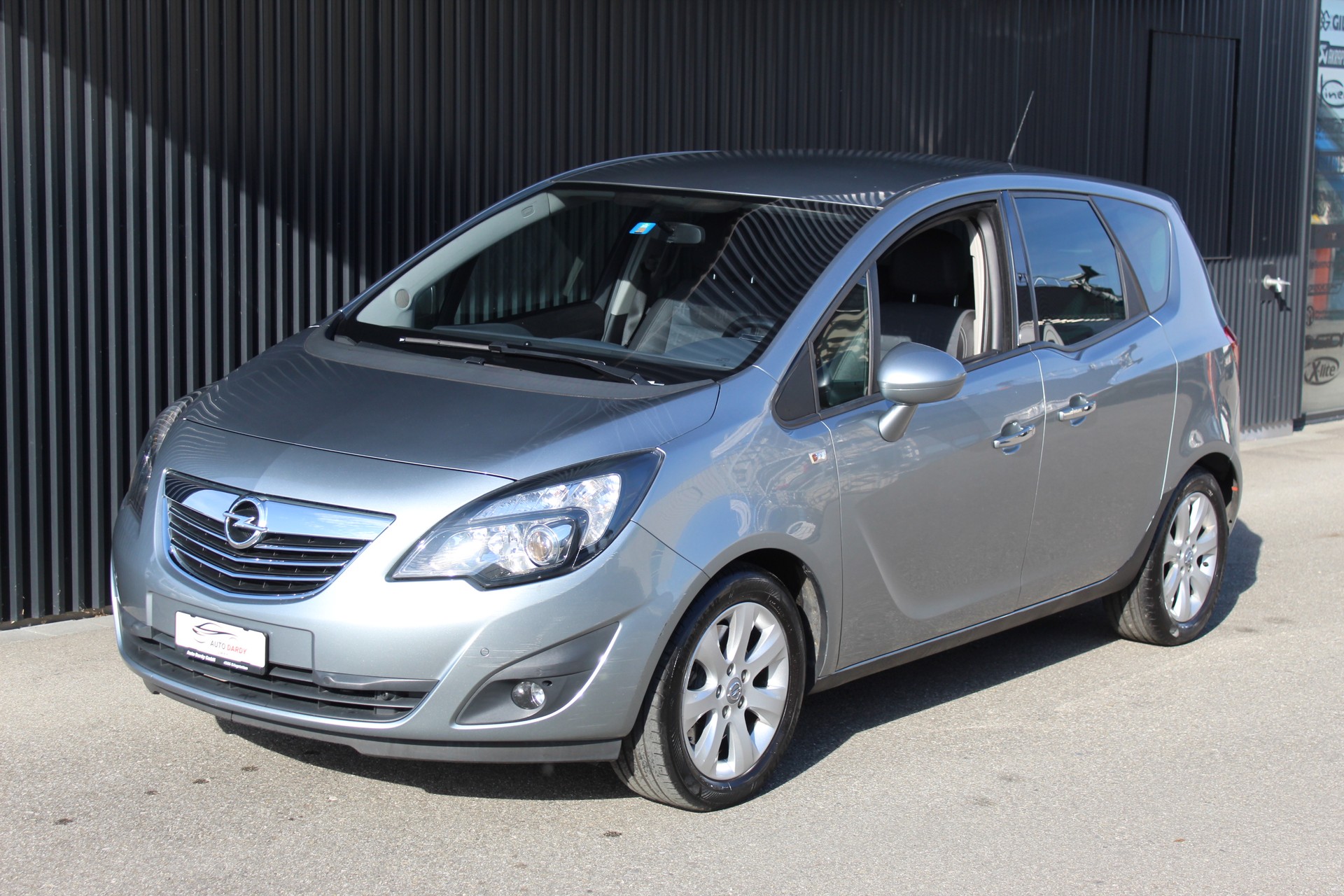 OPEL Meriva 1.4 Turbo Cosmo-image-6