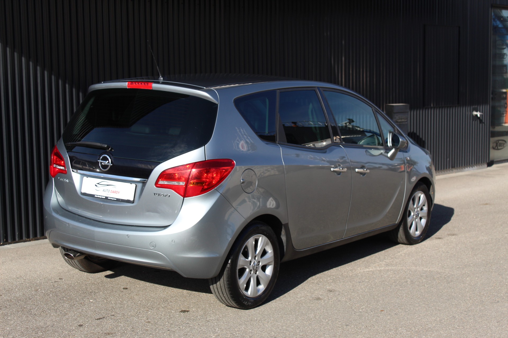 OPEL Meriva 1.4 Turbo Cosmo-image-2