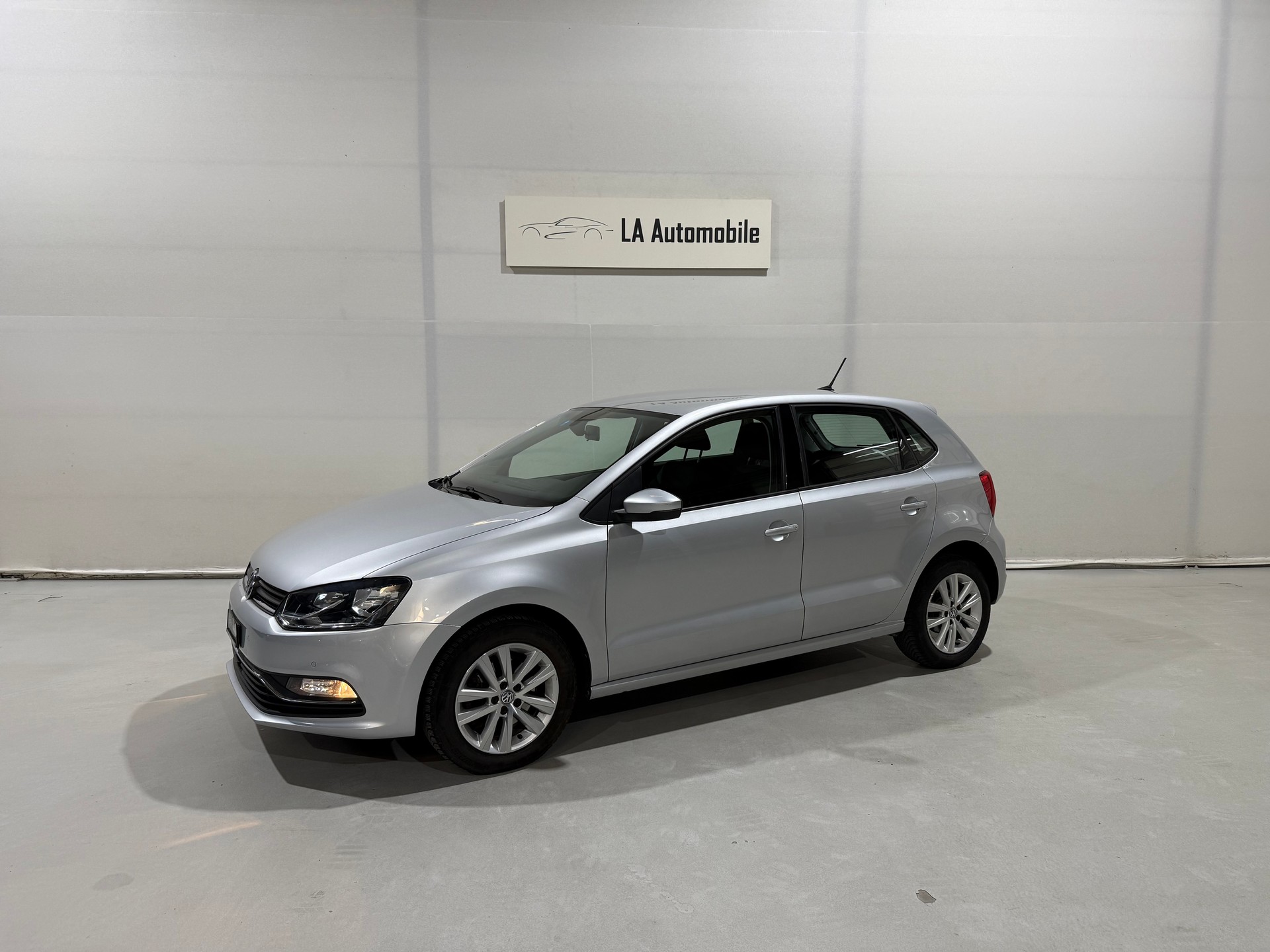 VW Polo 1.0 TSI BMT Highline 110PS-image-1