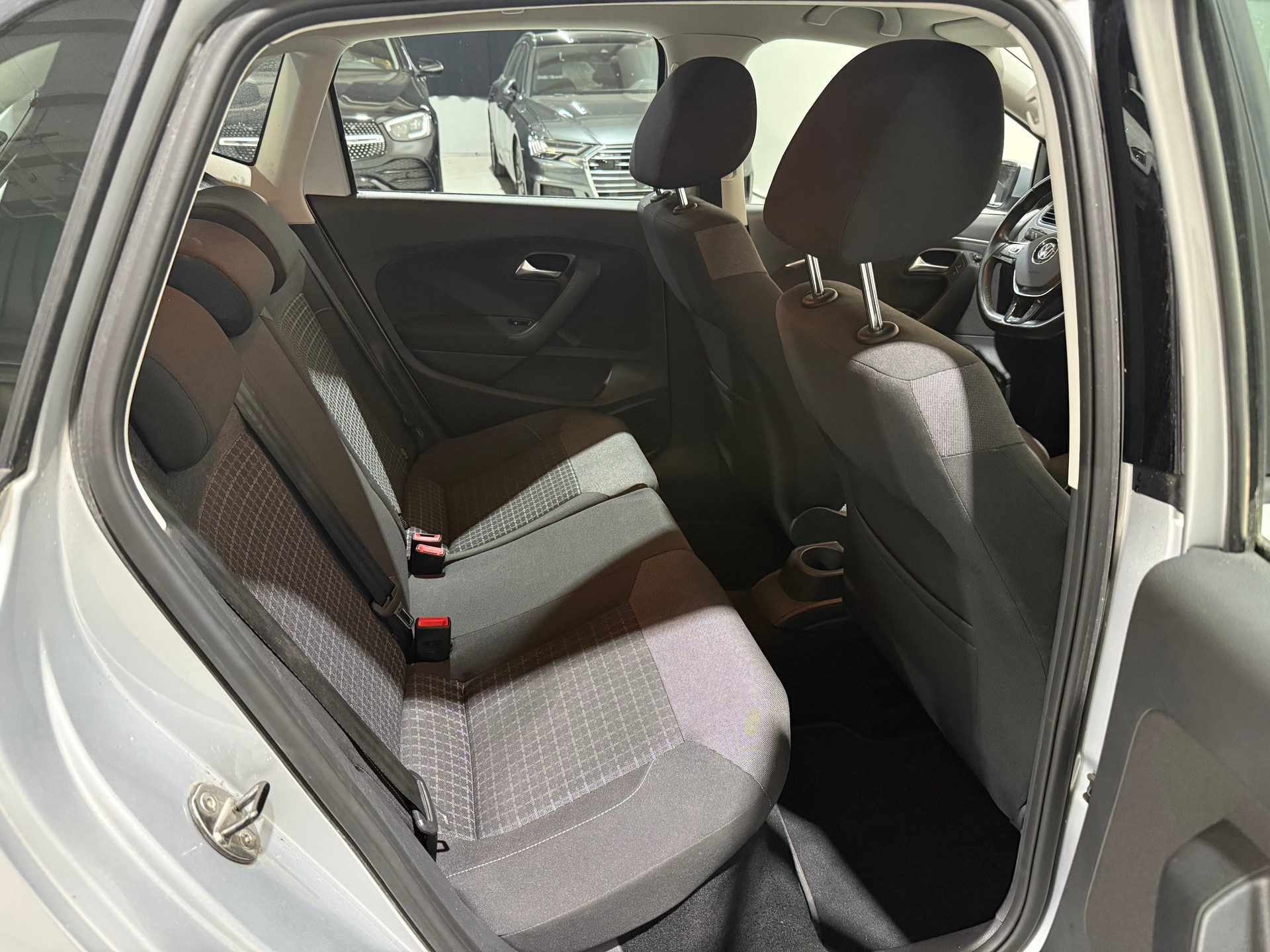 VW Polo 1.0 TSI BMT Highline 110PS-image-13