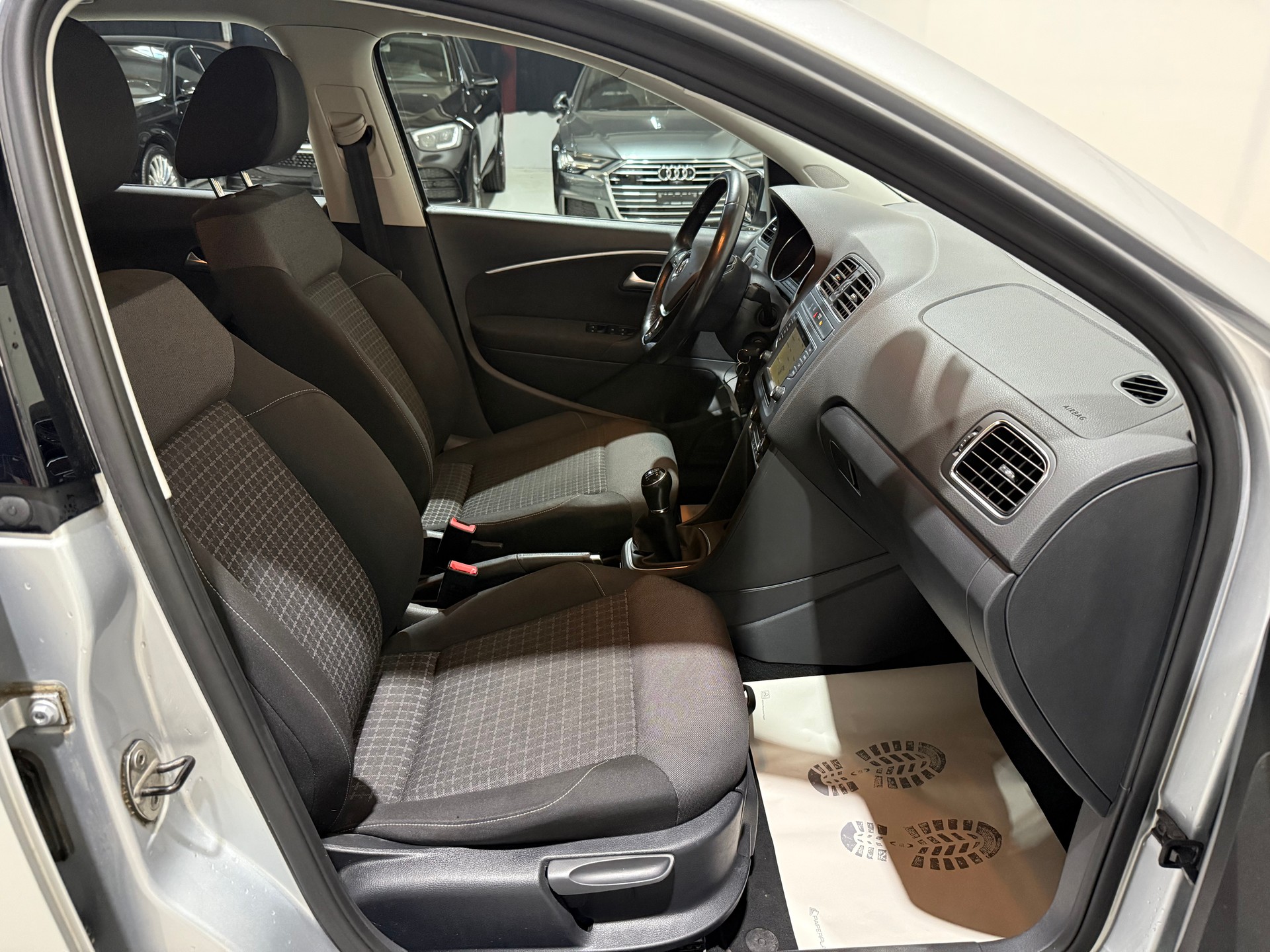VW Polo 1.0 TSI BMT Highline 110PS-image-11