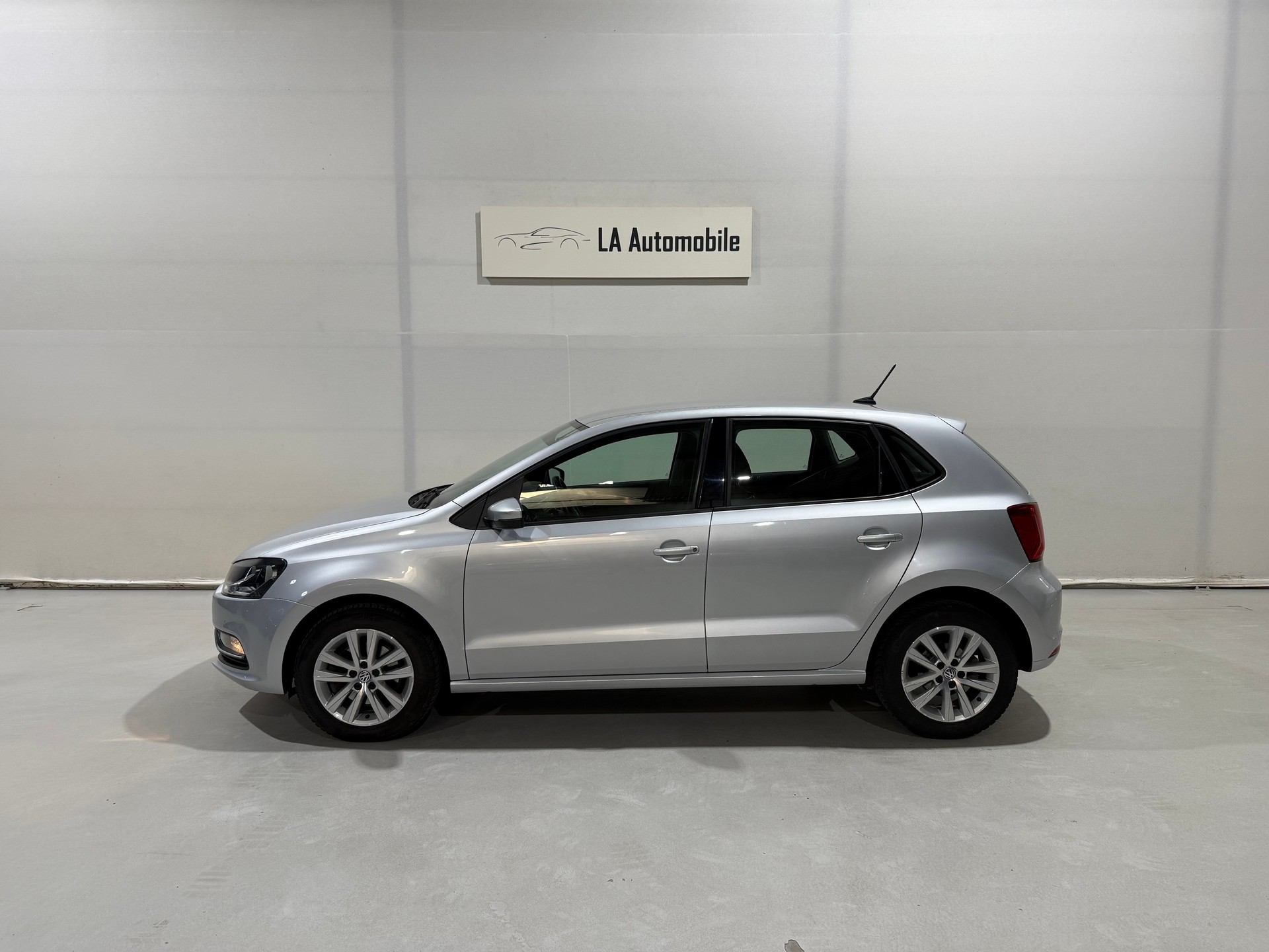 VW Polo 1.0 TSI BMT Highline 110PS-image-2