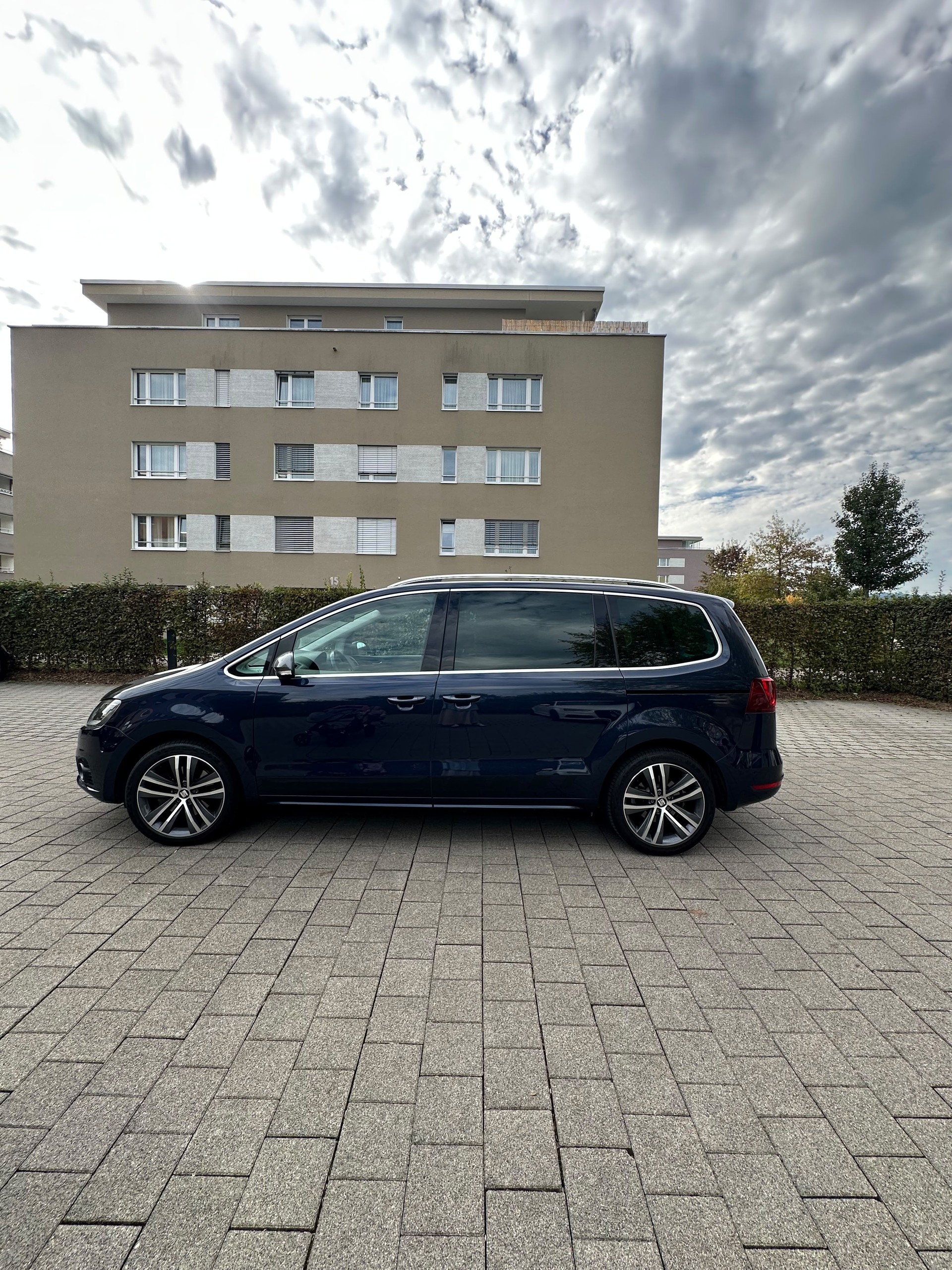 SEAT Alhambra 2.0 TDI FR Line 4Drive-image-4