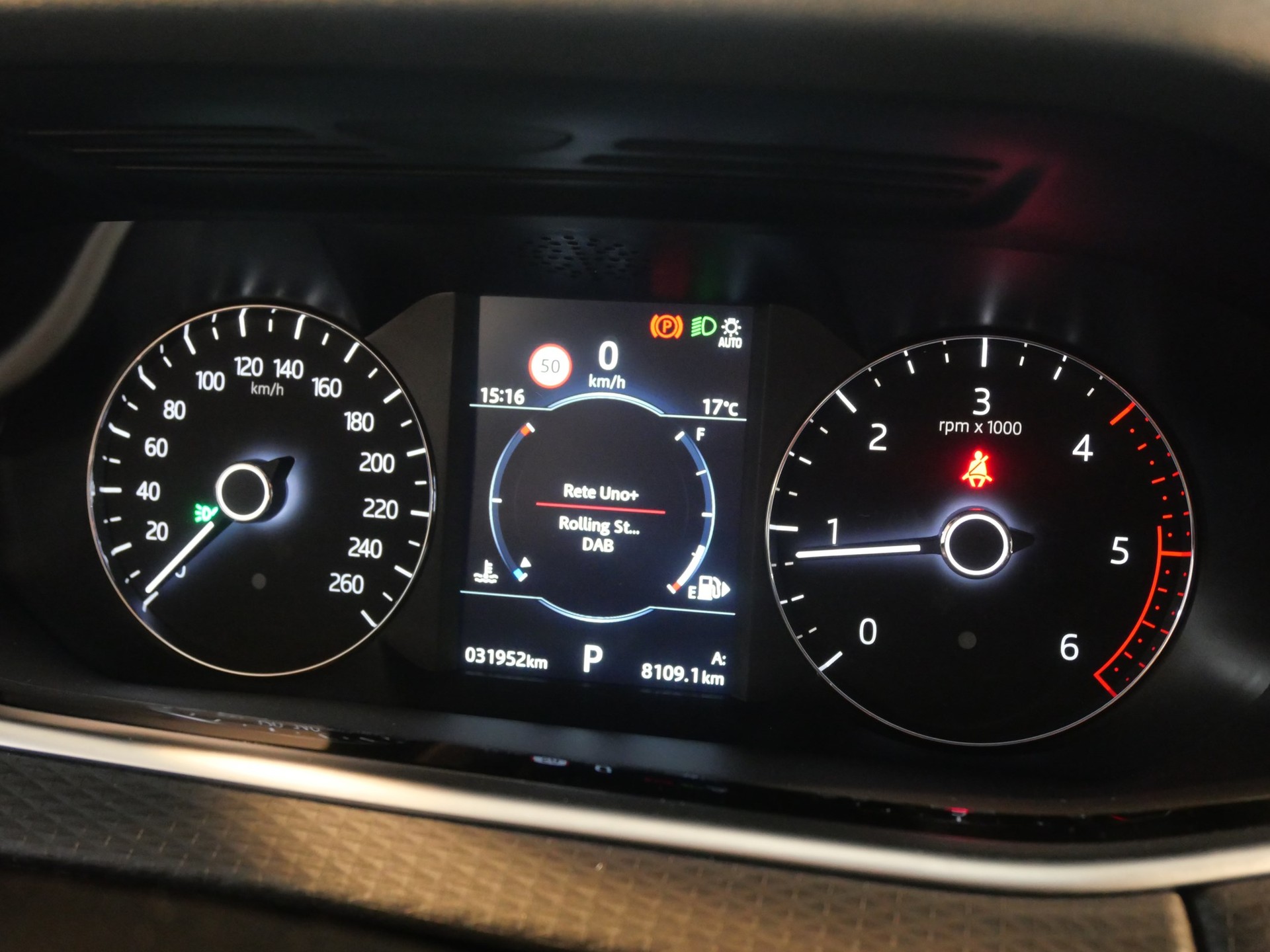 LAND ROVER Range Rover Evoque D 150 AT9-image-17