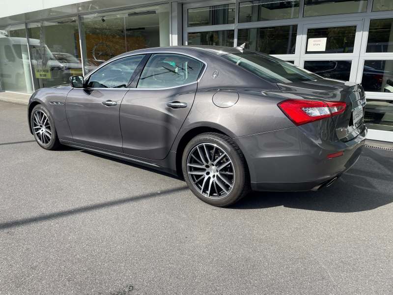 MASERATI Ghibli 3.0 V6 S Q4-image-3