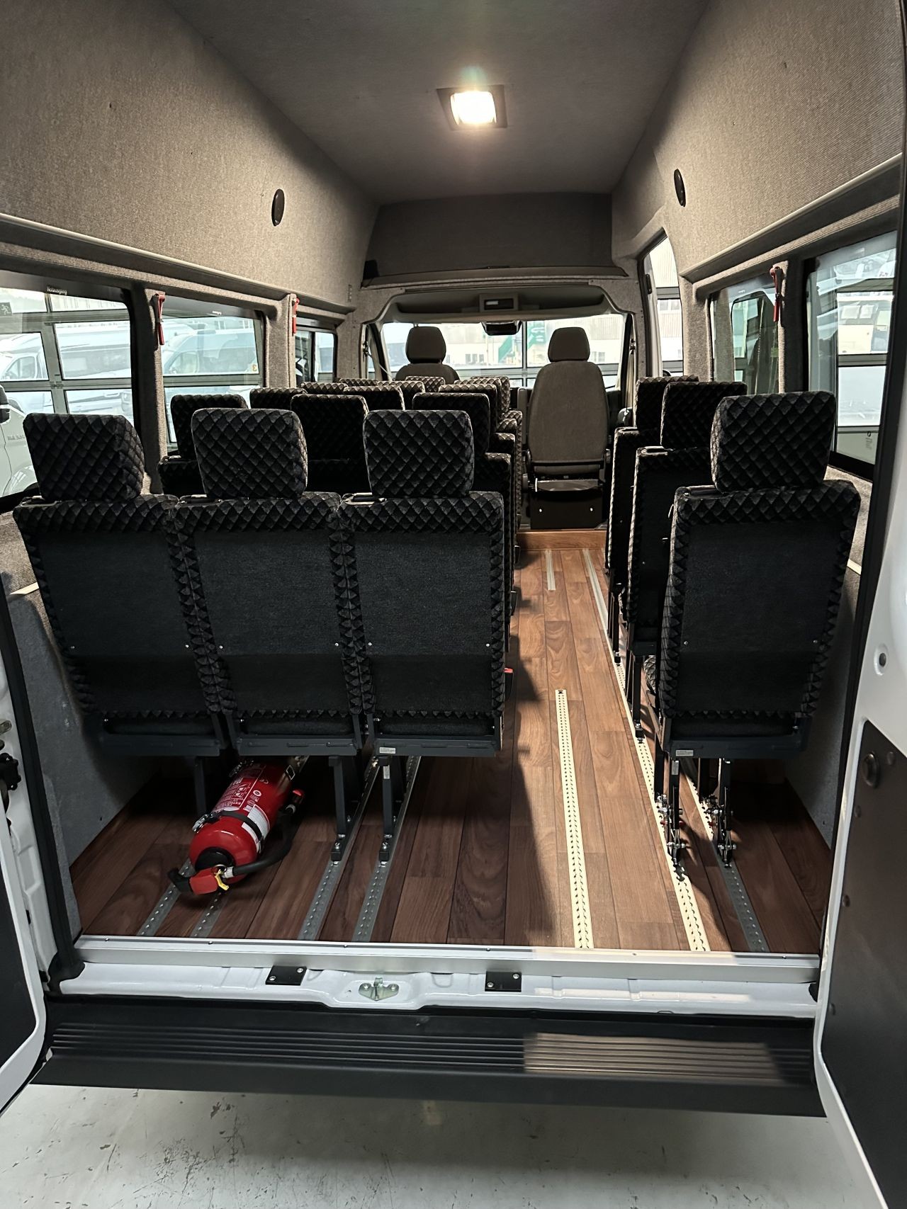 FIAT (D03) eDucato Kleinbus, grosse Batterie-image-14
