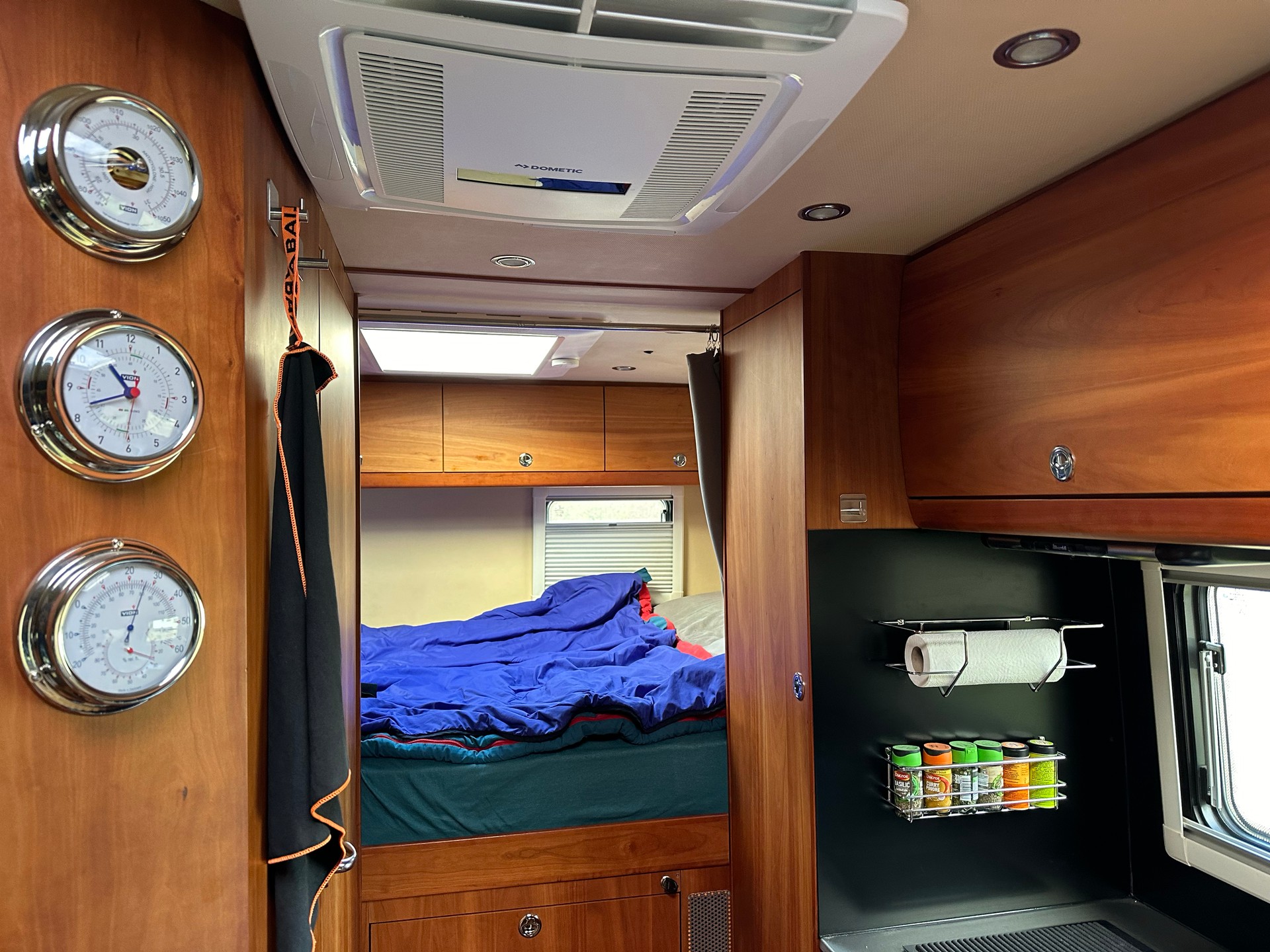 MERCEDES-BENZ Sprinter-image-11