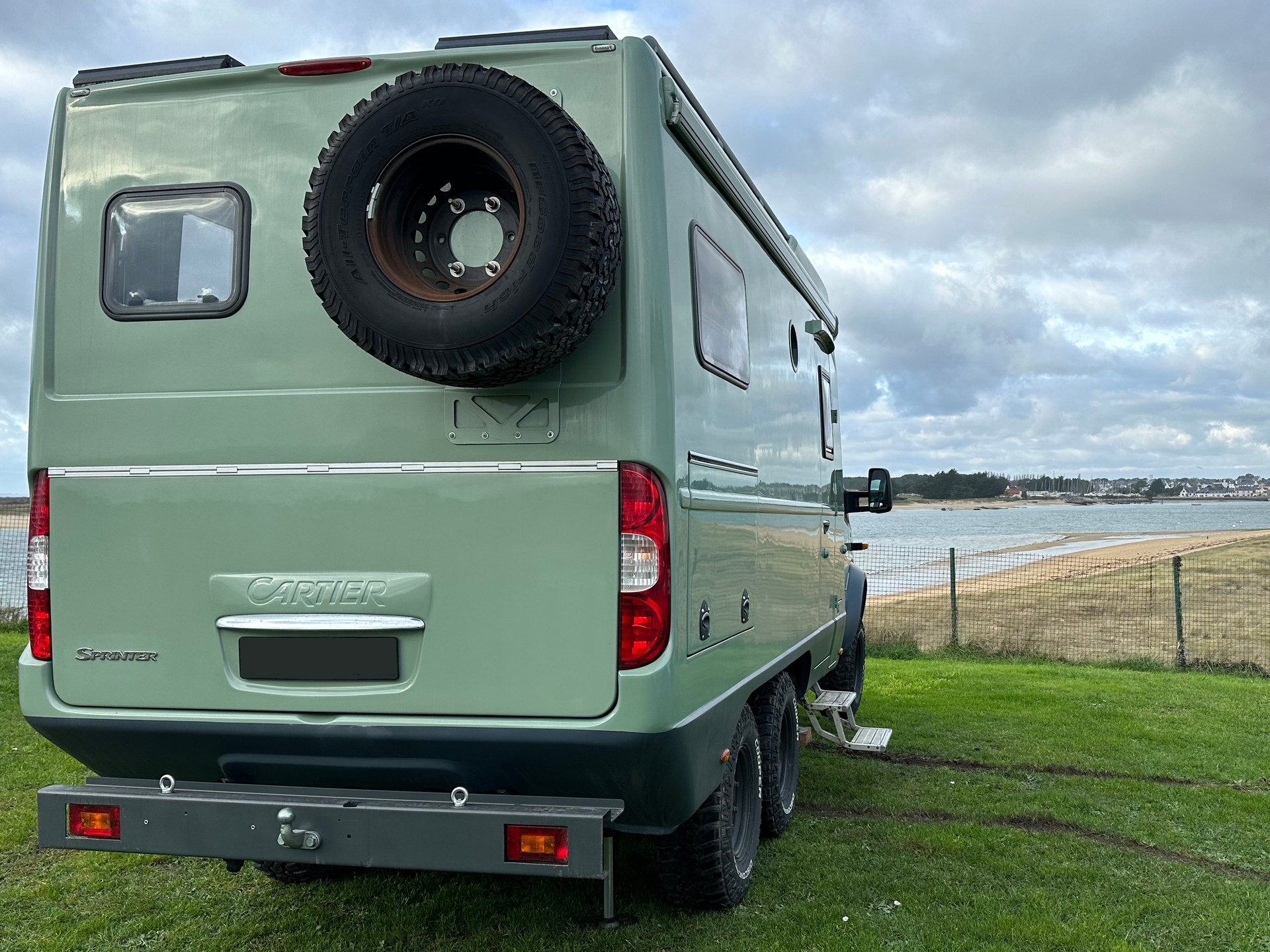 MERCEDES-BENZ Sprinter-image-2