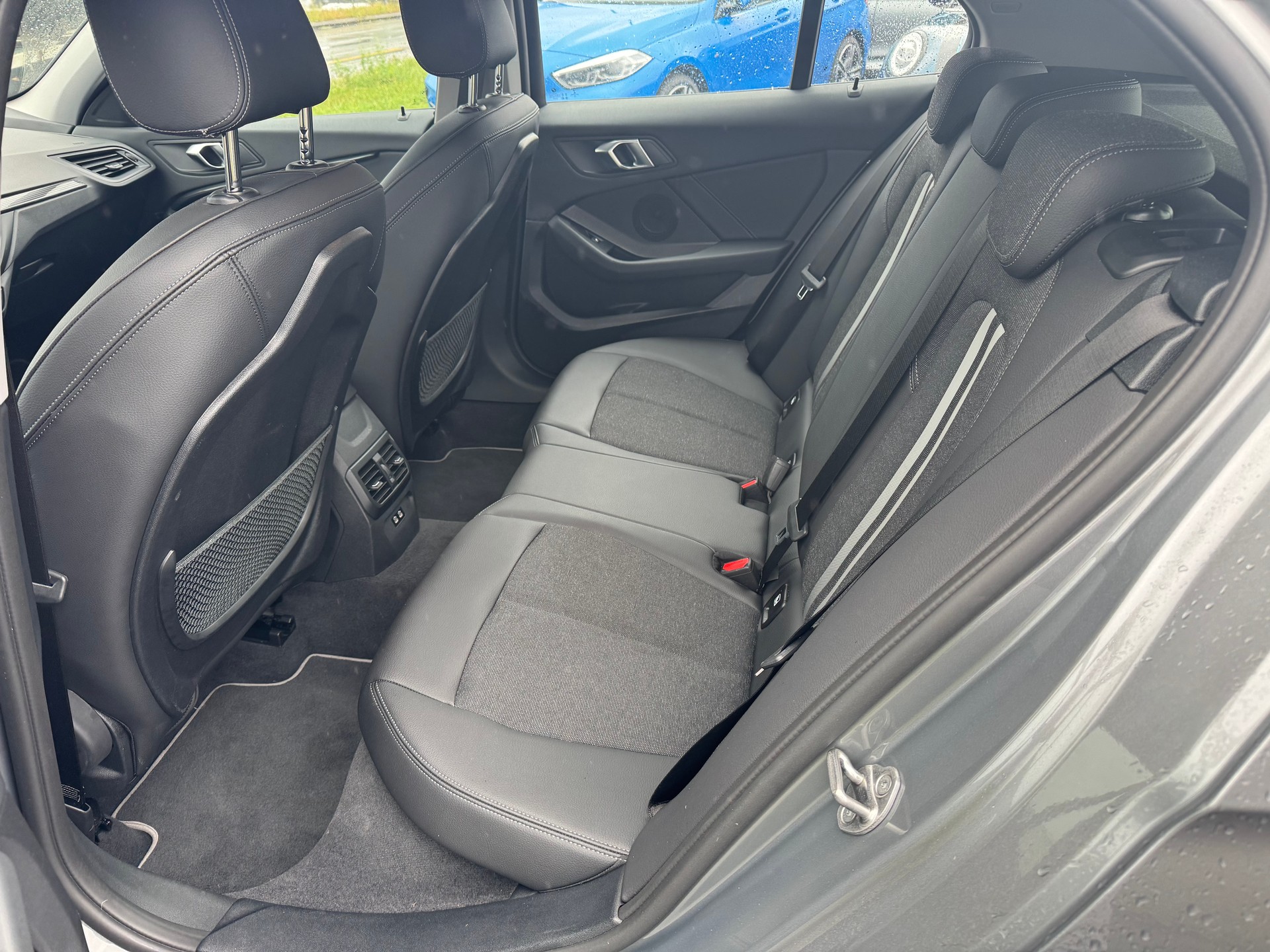 BMW 120d xDrive Steptronic-image-6