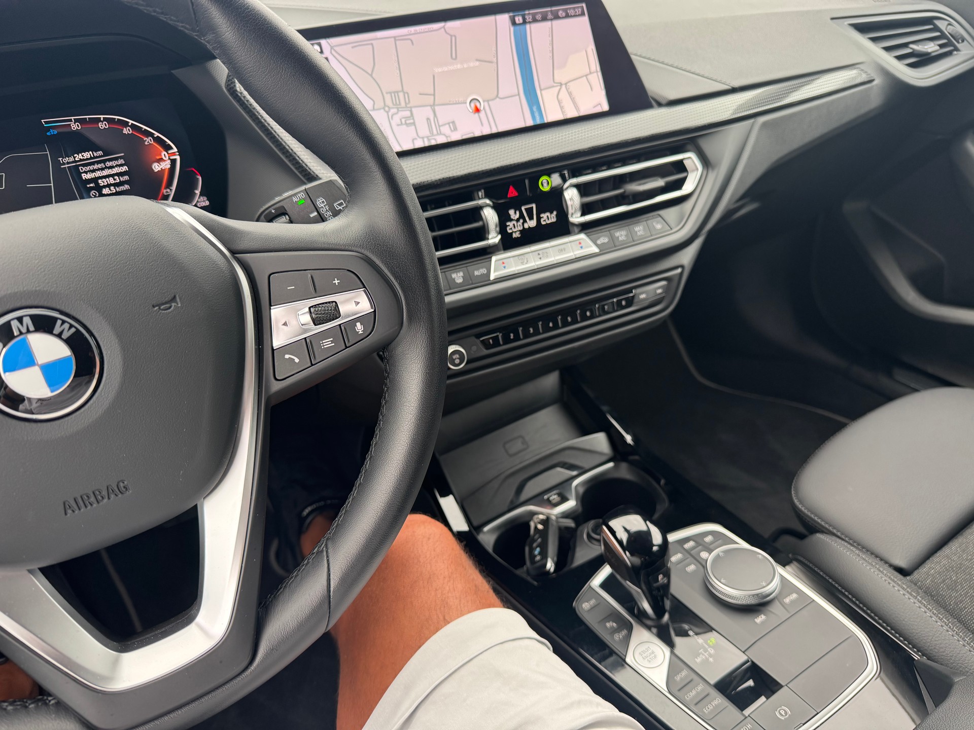 BMW 120d xDrive Steptronic-image-13