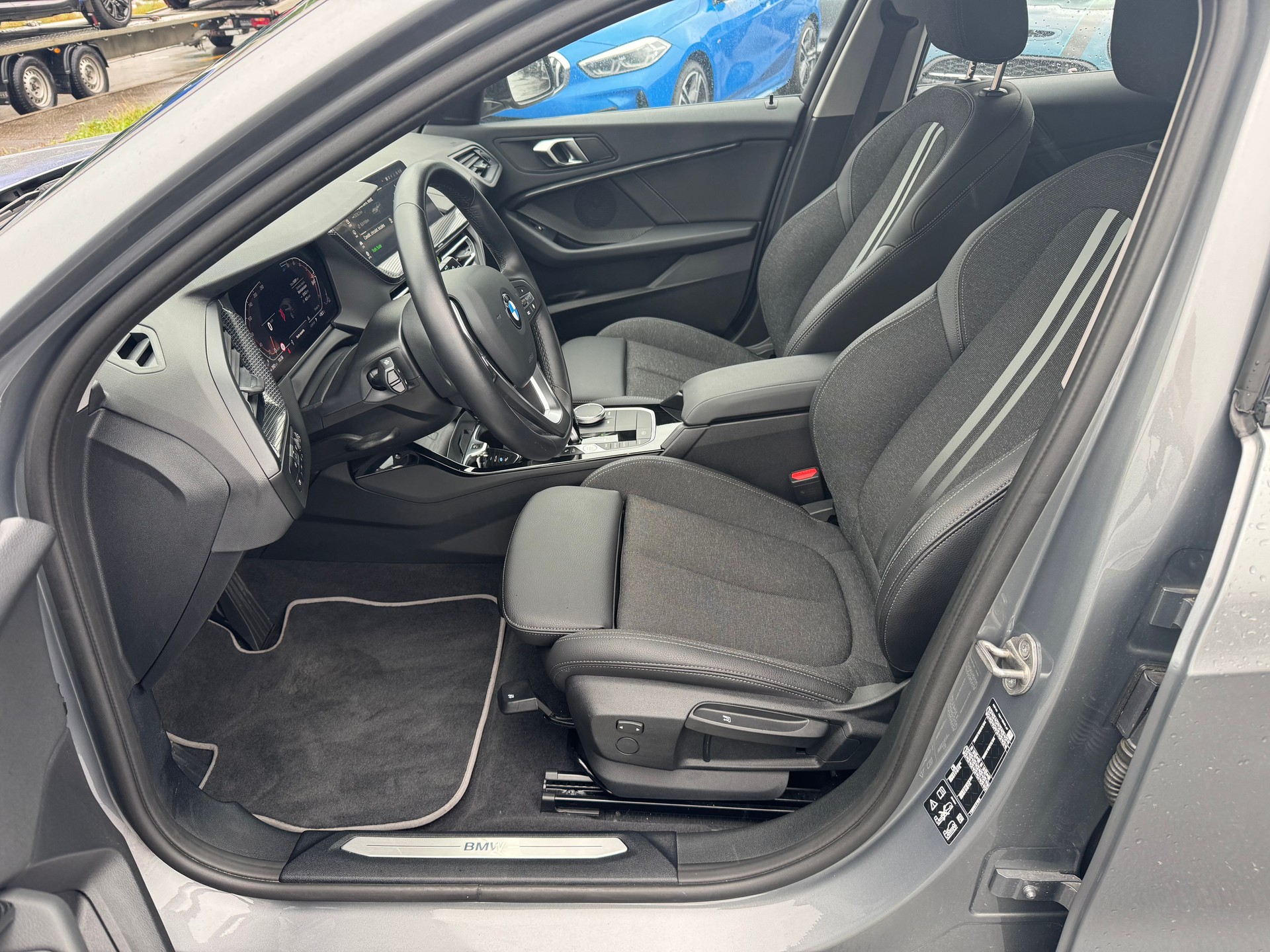 BMW 120d xDrive Steptronic-image-7