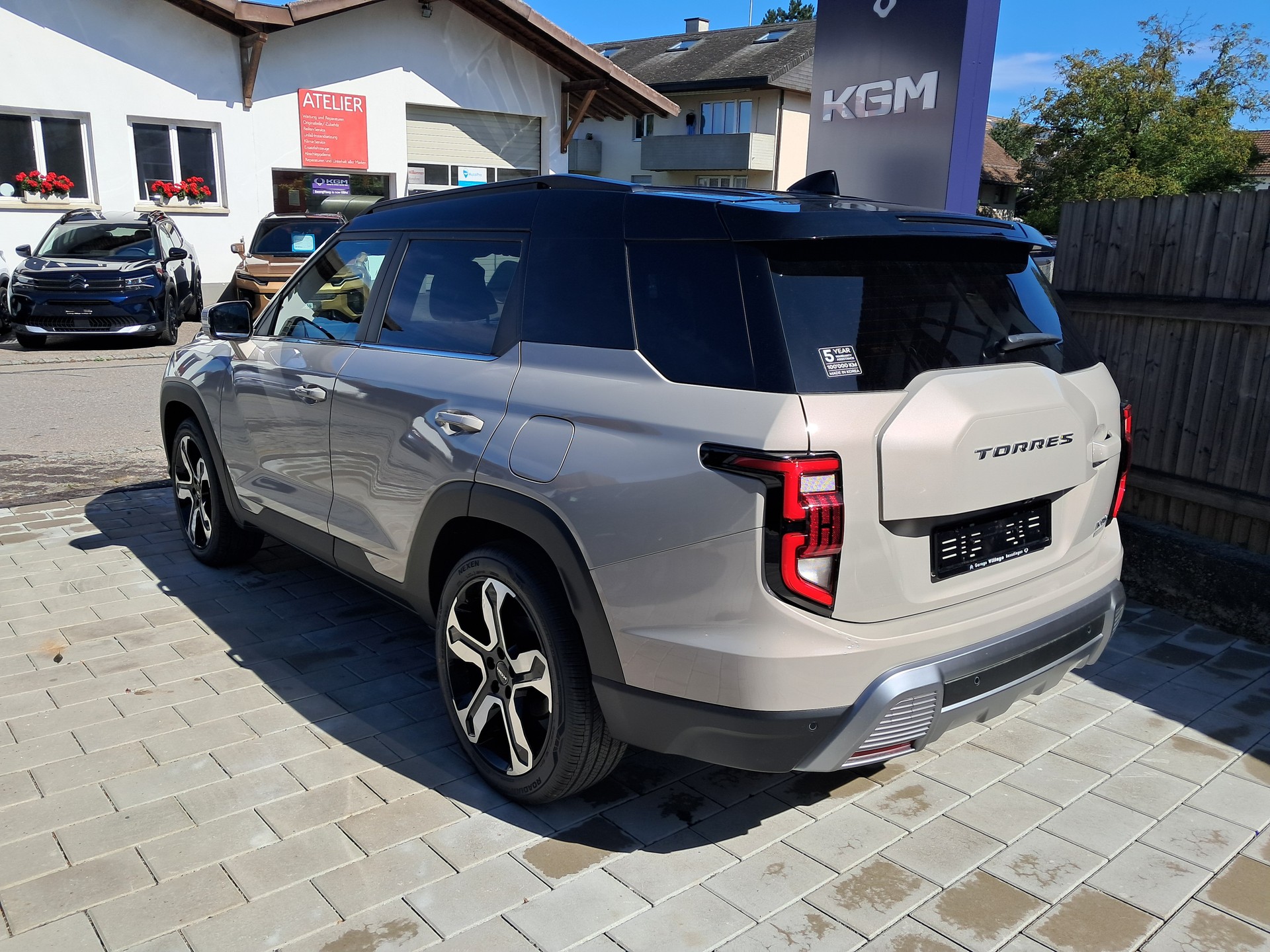 KGM-SsangYong Torres Hybrid HEV Titanium-showroom-element-1