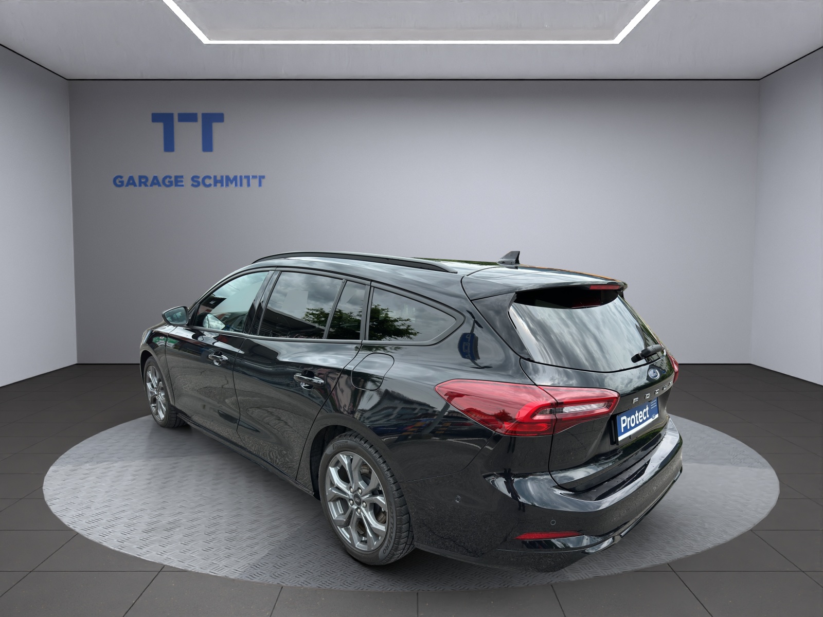FORD Focus Station Wagon 1.0i EcoB Hybrid 155 ST-Line-showroom-element-1