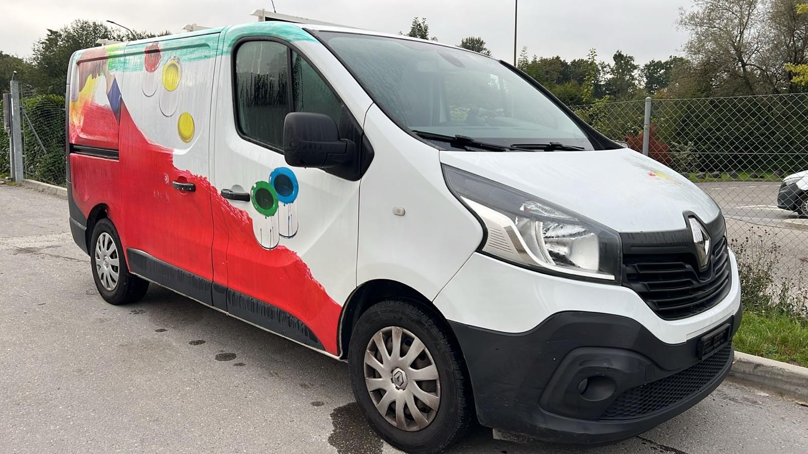 RENAULT Trafic 1.6 ENERGY TwinT. dCi140 2.9t Business L1H1-image-1