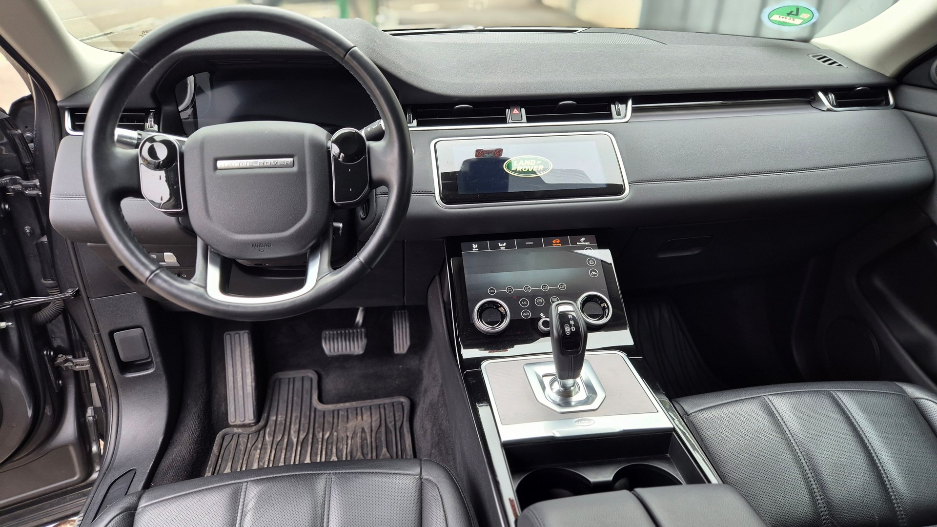 LAND ROVER Range Rover Evoque R-Dynamic P 250 HSE AT9-image-12