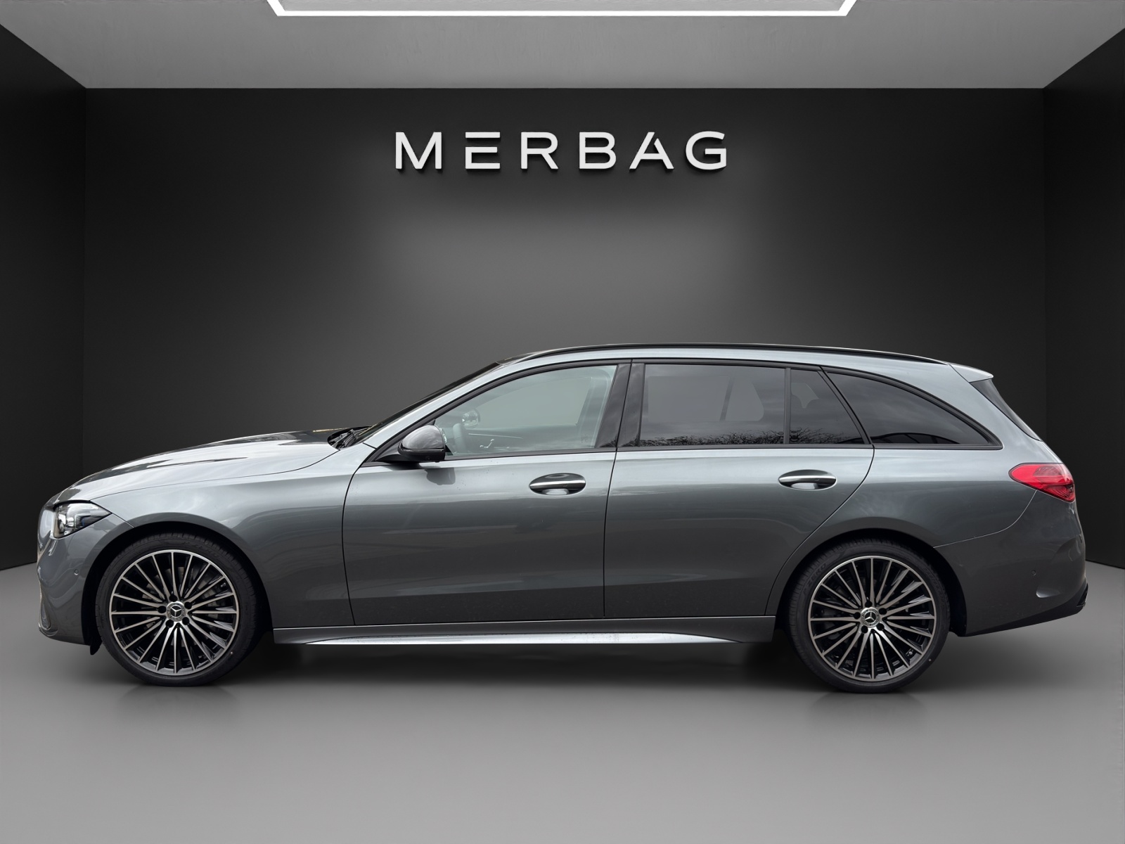 MERCEDES-BENZ C 220 d T 4 Matic Swiss Star-image-1