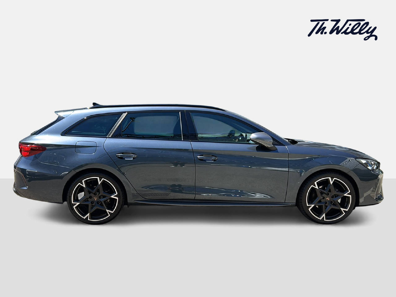 CUPRA Leon ST 1.5 eTSI DSG-image-5