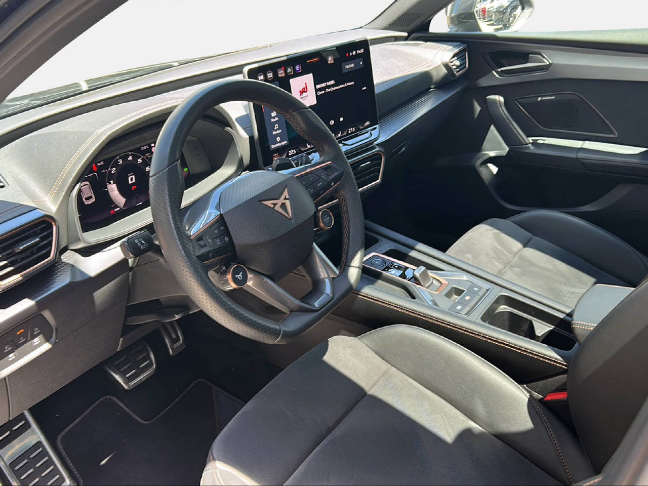CUPRA Leon ST 1.5 eTSI DSG-image-11