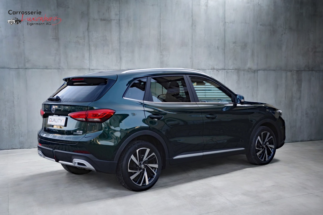 MG ZS 1.5 HEV Luxury-showroom-element-2