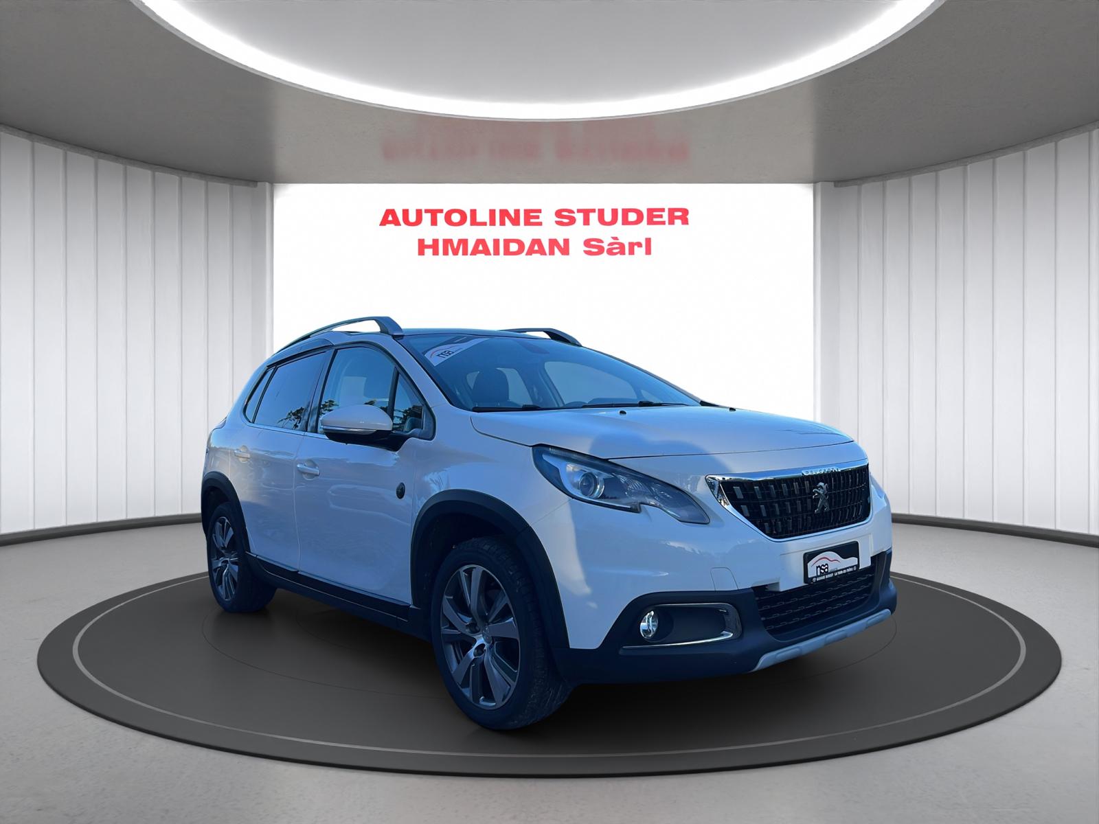 PEUGEOT 2008 1.2 PureTech Crossway-image-2