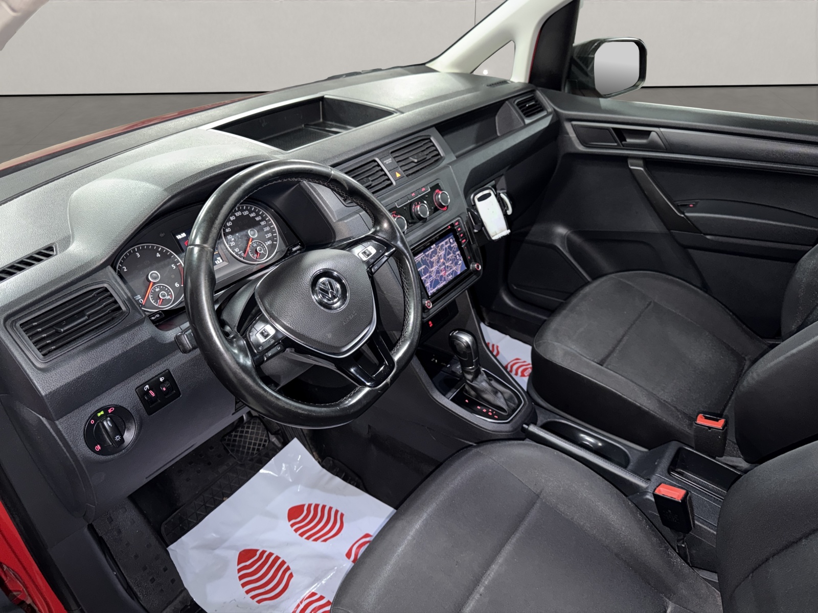 VW Caddy Maxi 2.0TDI BMT DSG-image-9