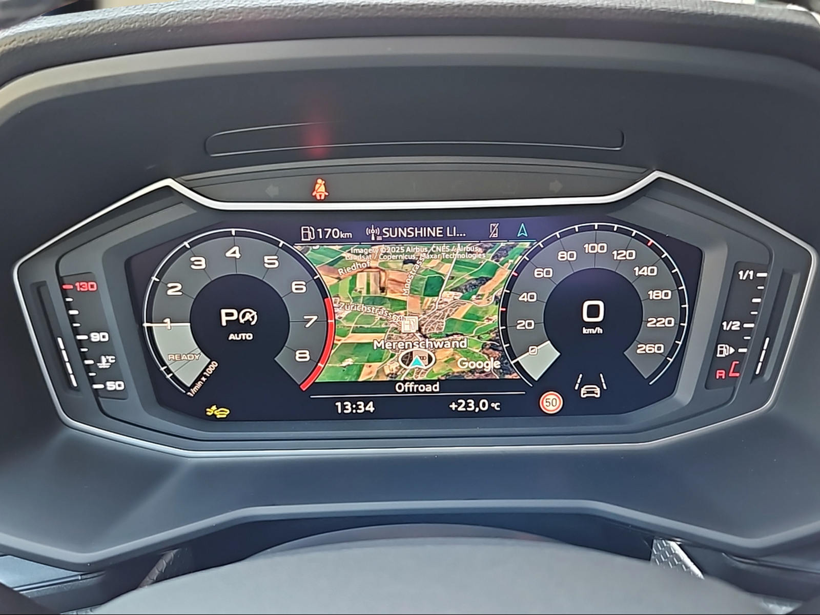 AUDI A1 Sportback 30 TFSI S Line Attraction S-tronic Gletscherweiss Metallic-image-10
