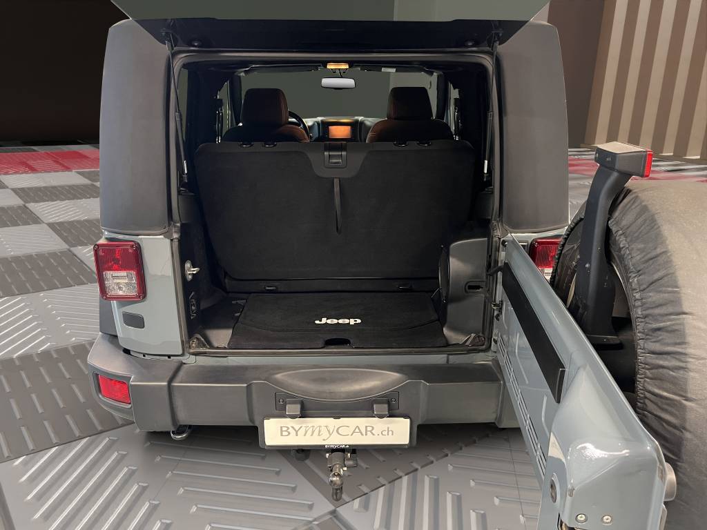JEEP Wrangler 2.8 CRD Rubicon Recon Automatic hardtop-image-10