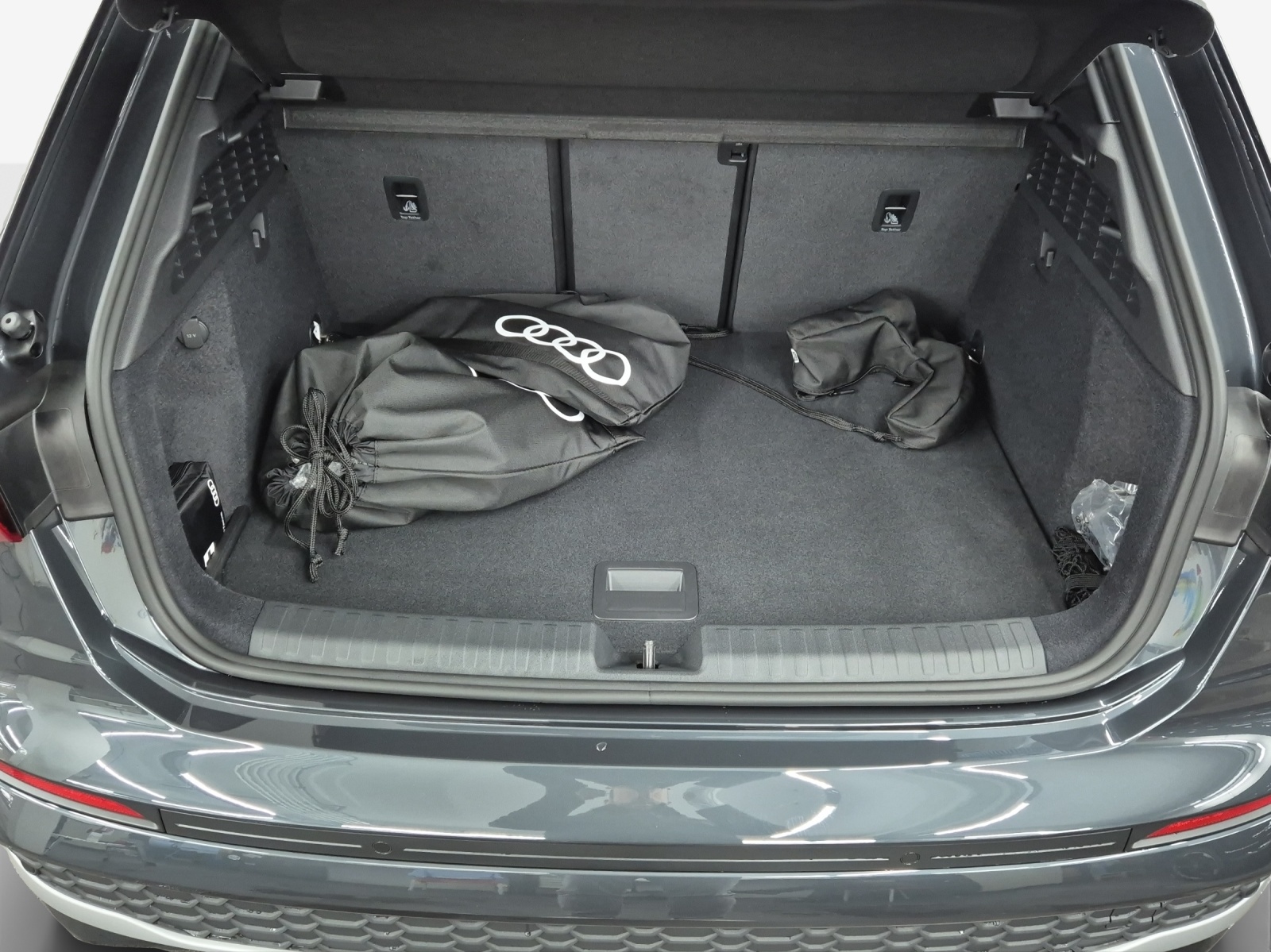AUDI A3 Sportback TFSI e 150 kW Attraction S-tronic-image-12