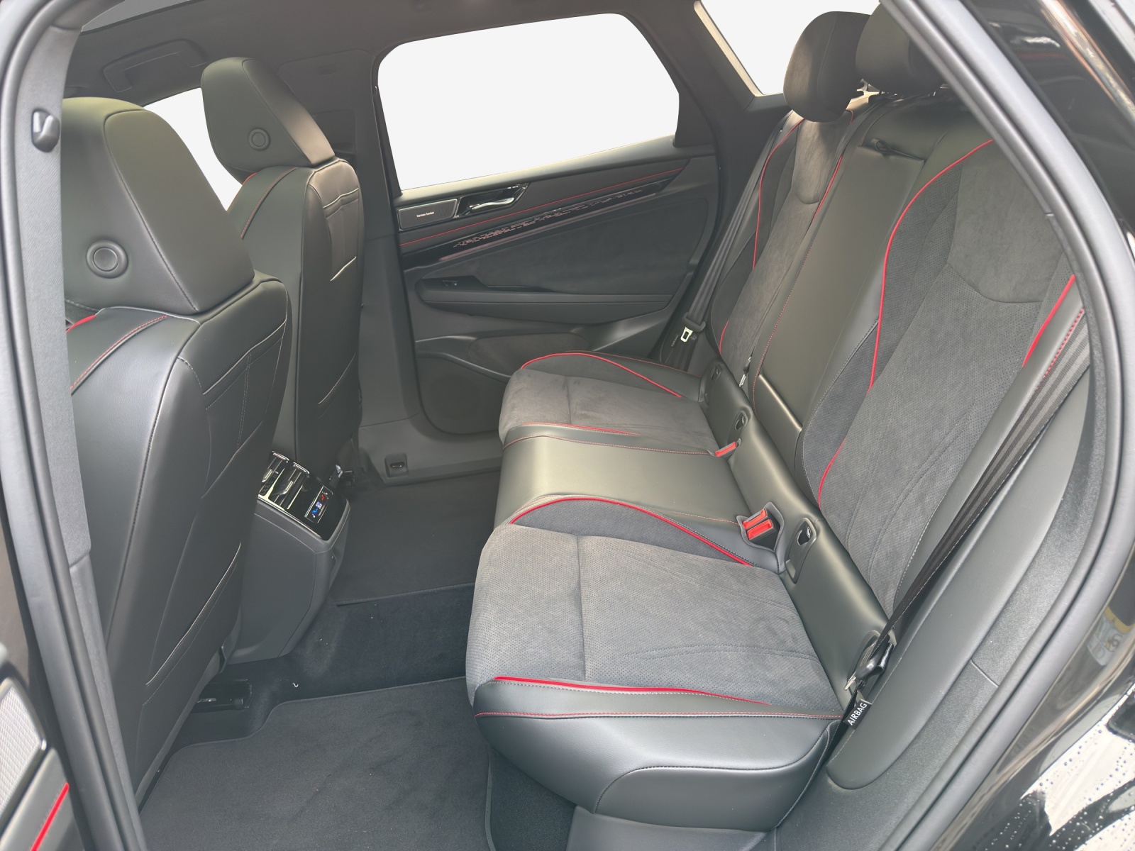 VW ID.7 Tourer GTX 86 kWh GTX 4 Motion-image-11