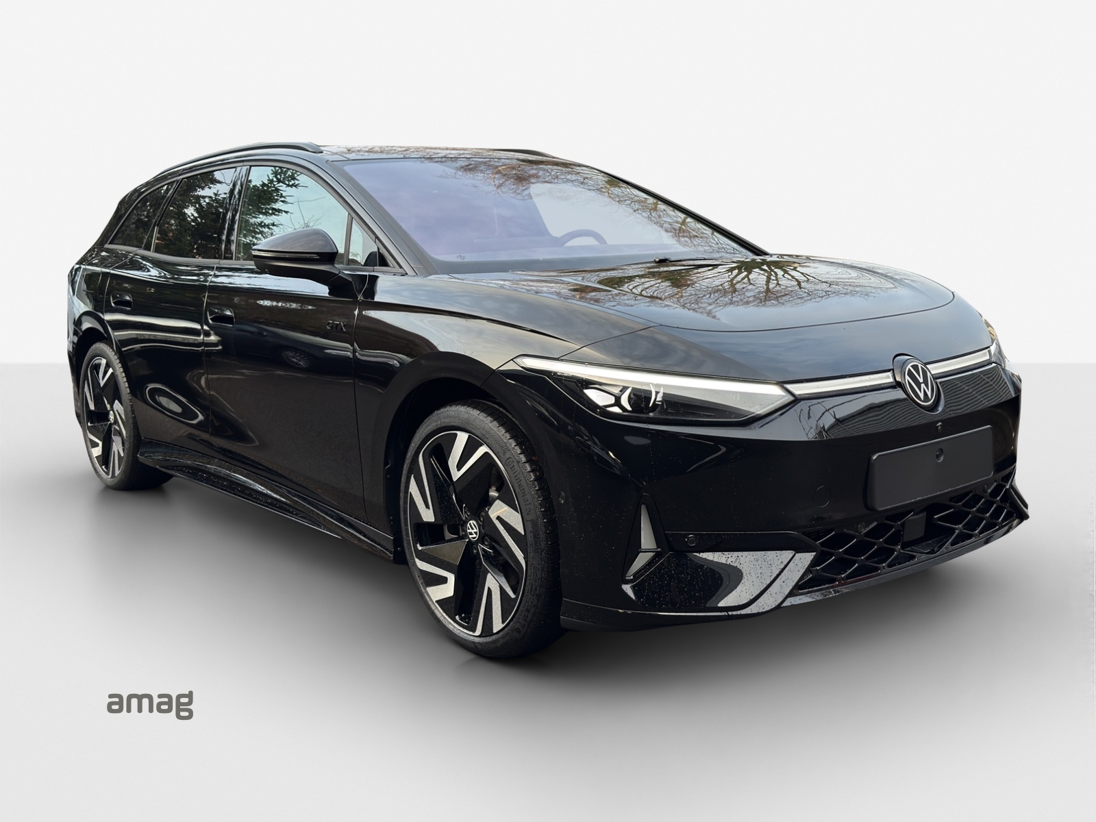 VW ID.7 Tourer GTX 86 kWh GTX 4 Motion-image-5