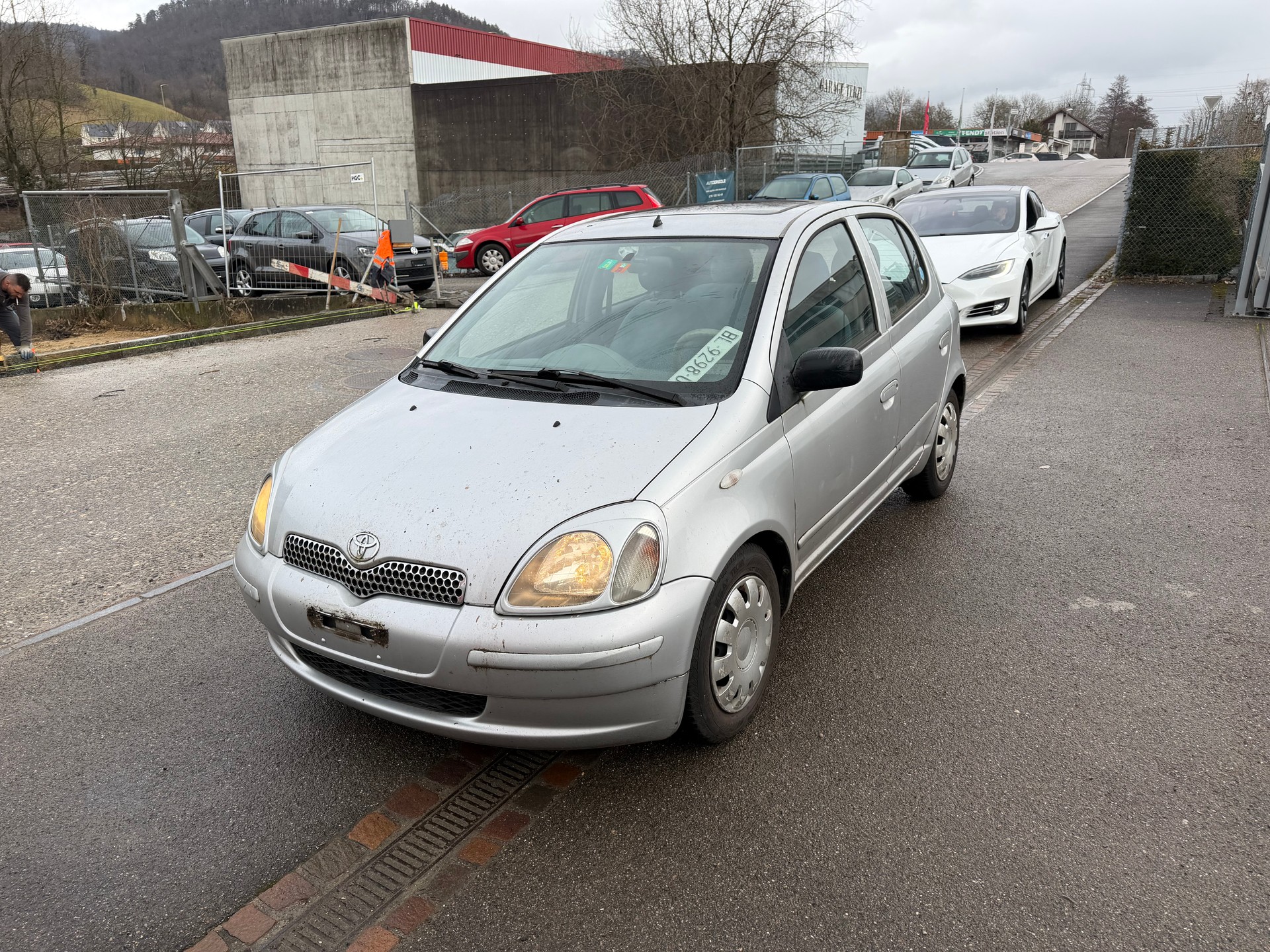 TOYOTA Yaris 1.3 Linea Luna-image-0