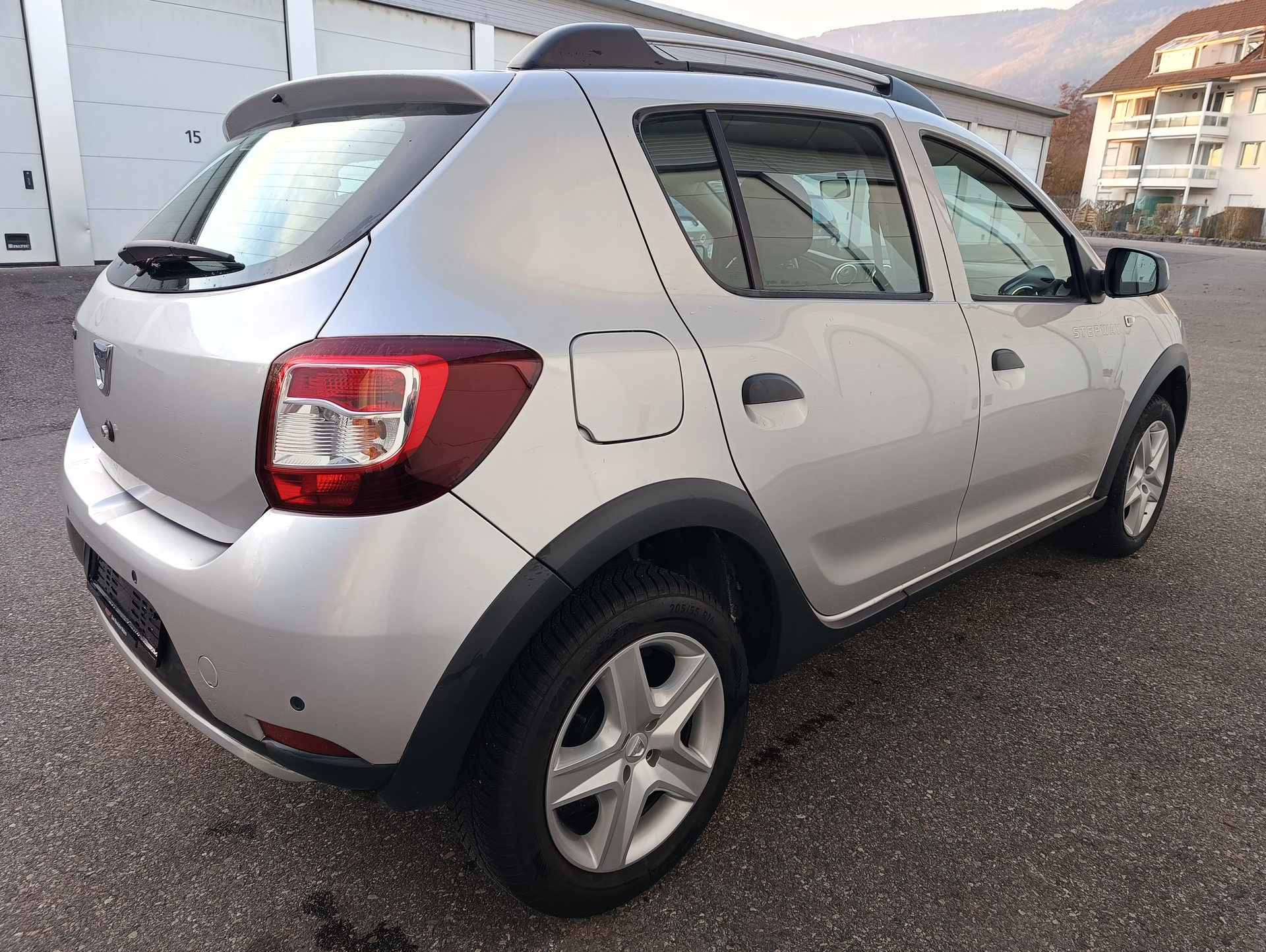 DACIA Sandero Tce 90 Stepway Lauréate-image-4
