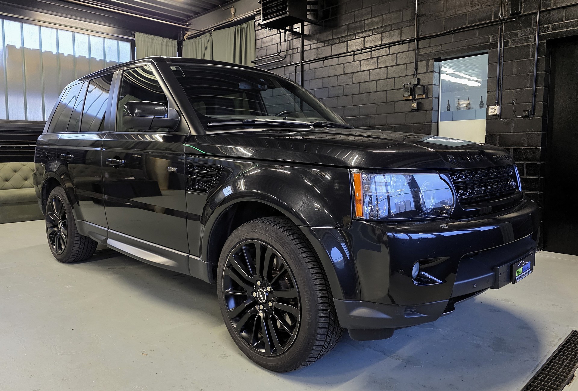 LAND ROVER Range Rover Sport 3.0 TDV6 HSE Automatic-image-0