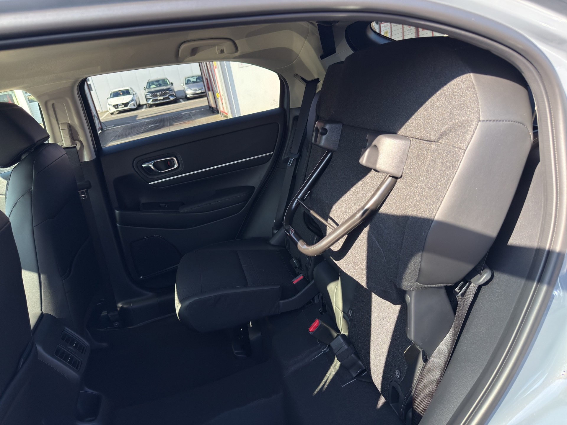 HONDA HR-V 1.5i-MMD Advance CVT-image-15