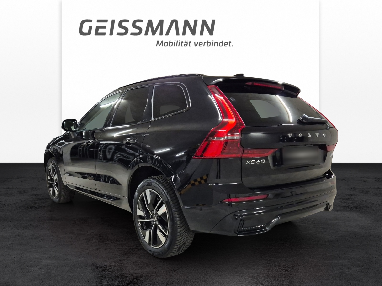 VOLVO XC60 2.0 T8 TE Plus Dark eAWD-image-4
