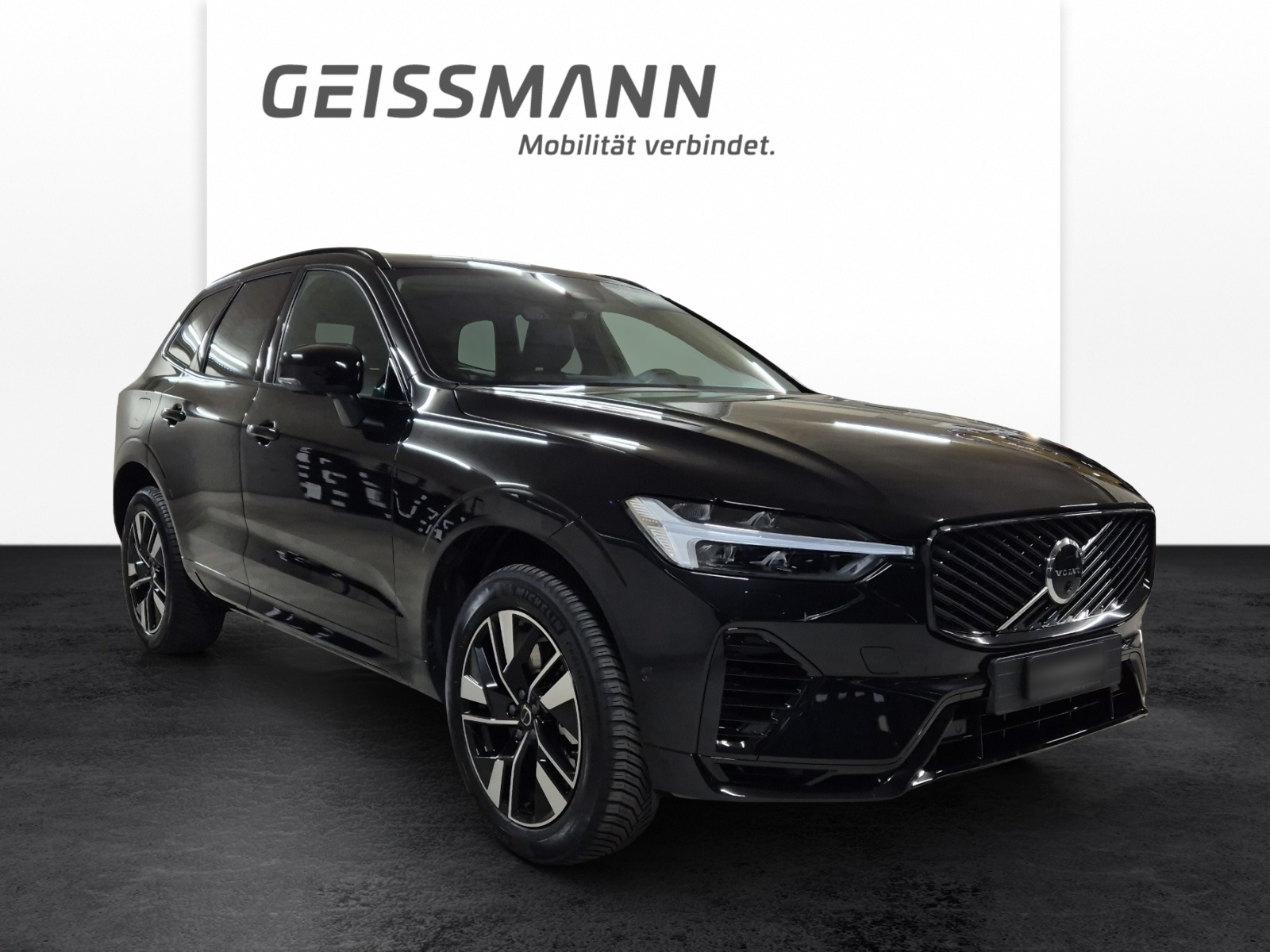VOLVO XC60 2.0 T8 TE Plus Dark eAWD-image-1
