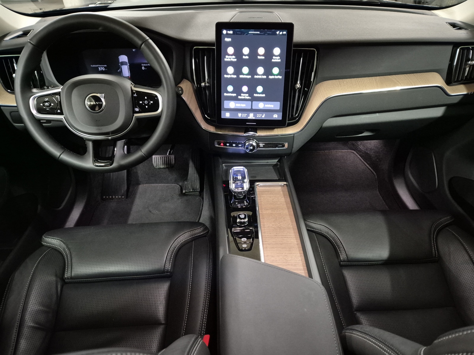 VOLVO XC60 2.0 T8 TE Plus Dark eAWD-image-10