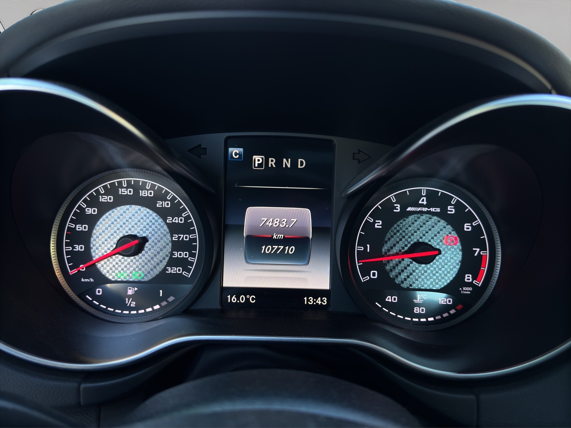 MERCEDES-BENZ AMG GT Speedshift DCT-image-10