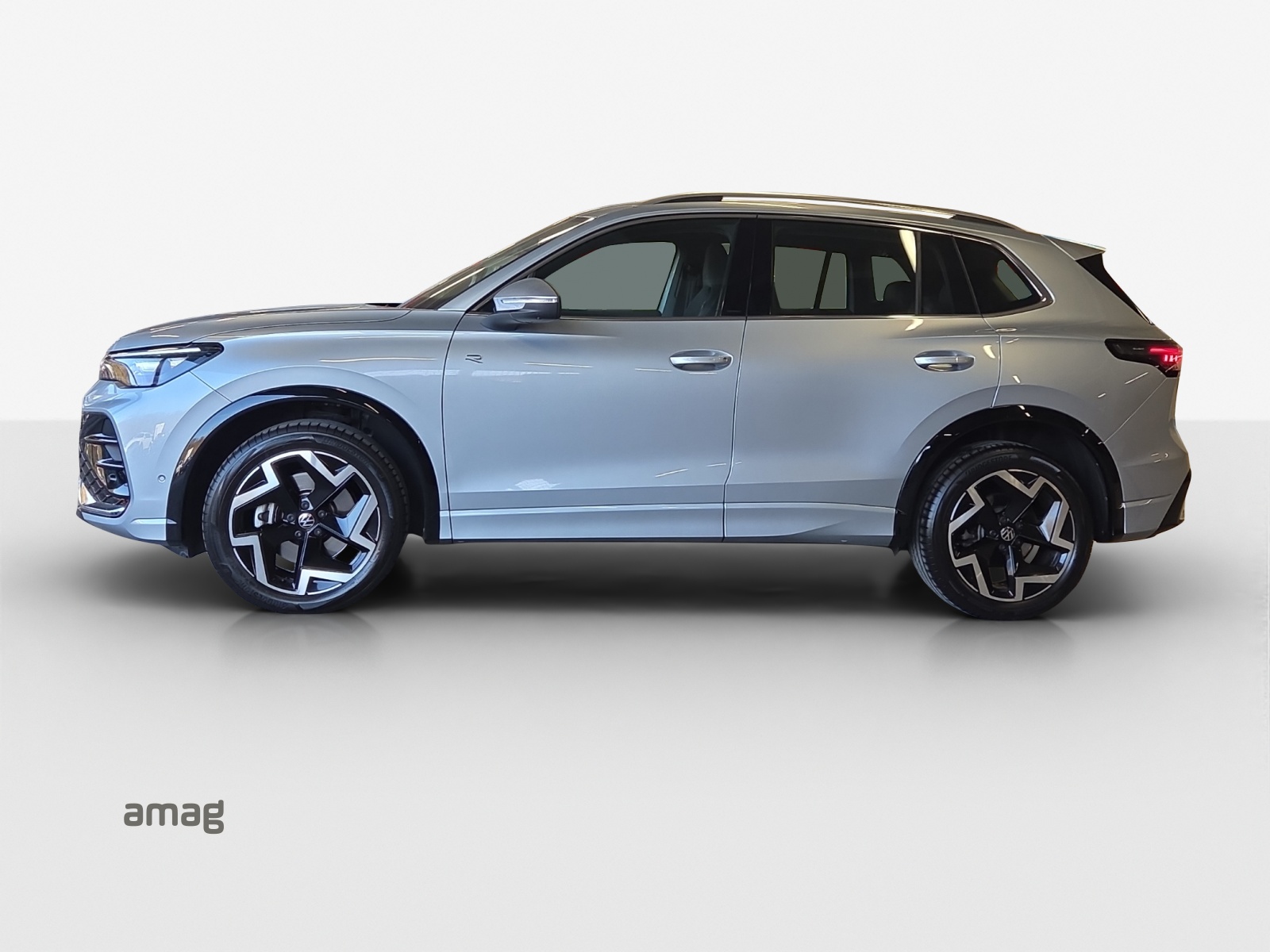 VW Tiguan 2.0 TDI SCR R-Line 4Motion DSG-image-1