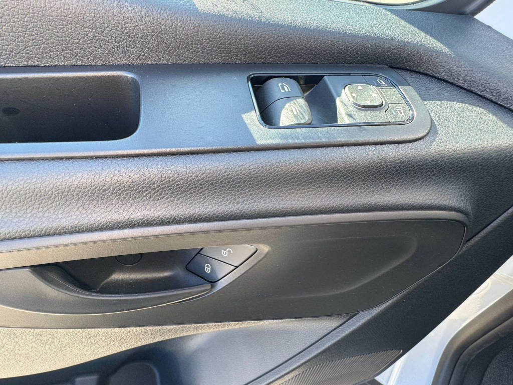 MERCEDES-BENZ Sprinter 317 CDI Pro Brücke mit Hebebühne 4325 L-image-11