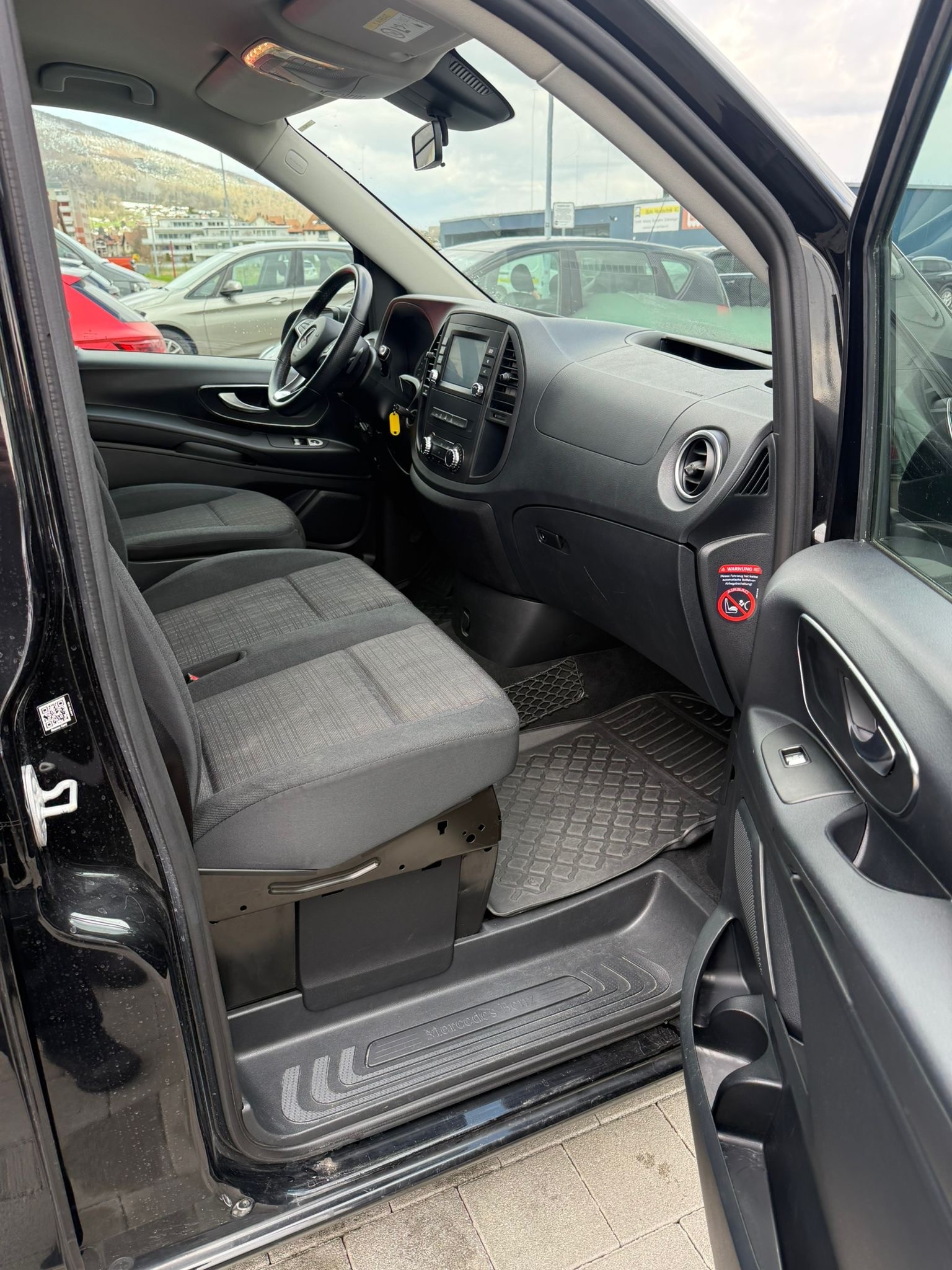 MERCEDES-BENZ Vito 116 CDI Lang Select Tourer 9 Platz 4Matic 9G-Tronic-image-12