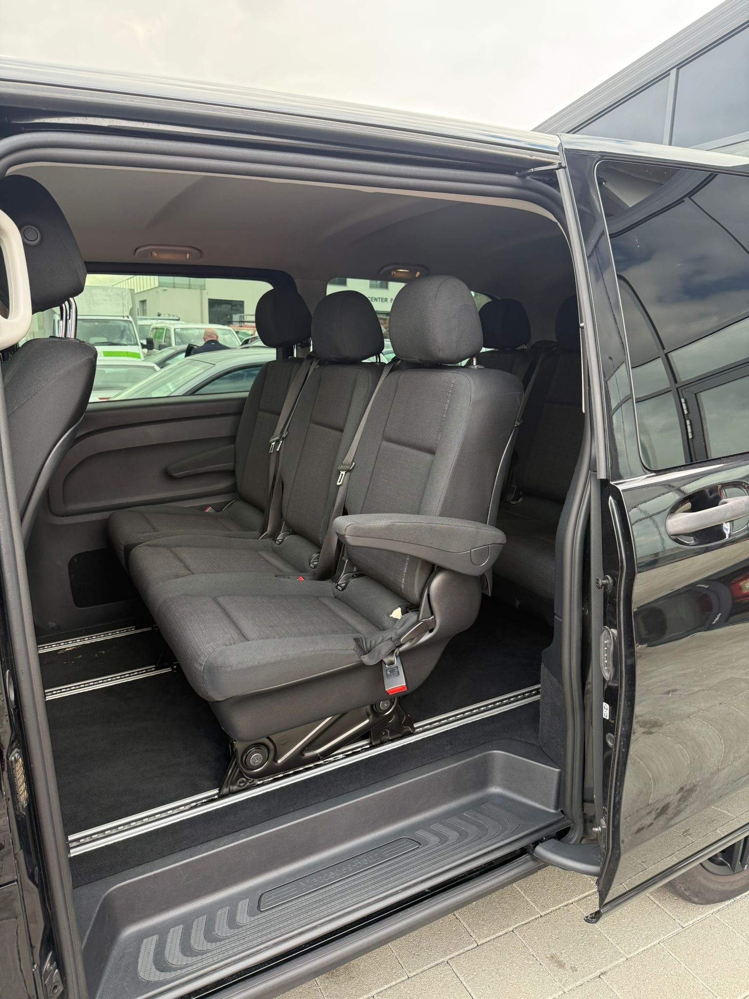 MERCEDES-BENZ Vito 116 CDI Lang Select Tourer 9 Platz 4Matic 9G-Tronic-image-16