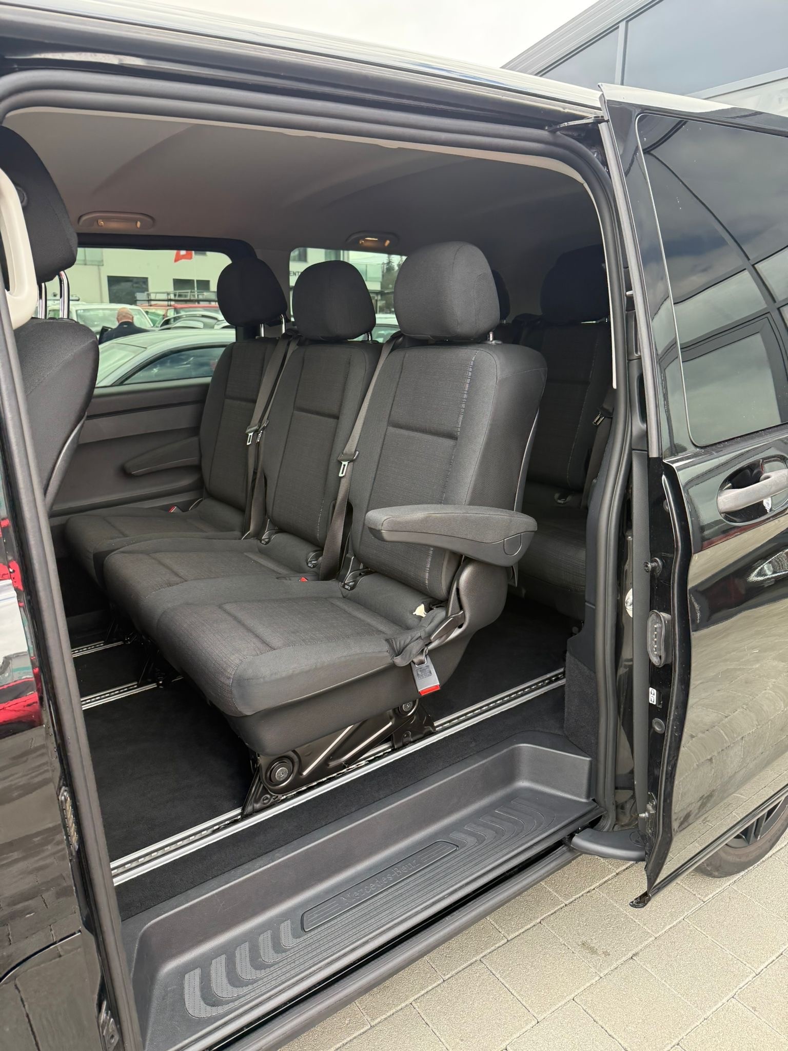 MERCEDES-BENZ Vito 116 CDI Lang Select Tourer 9 Platz 4Matic 9G-Tronic-image-17