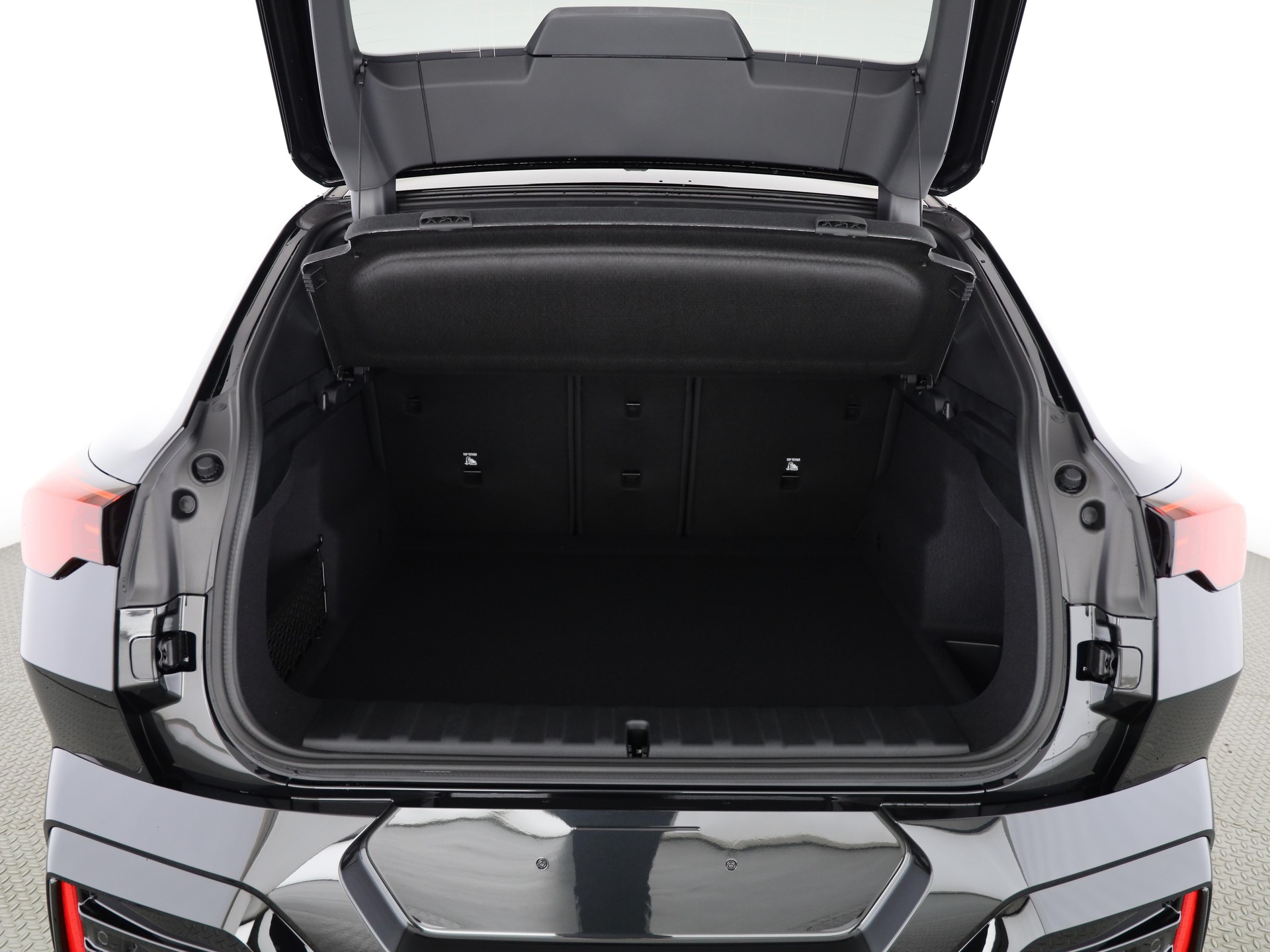 BMW X2 20d xDrive-image-10