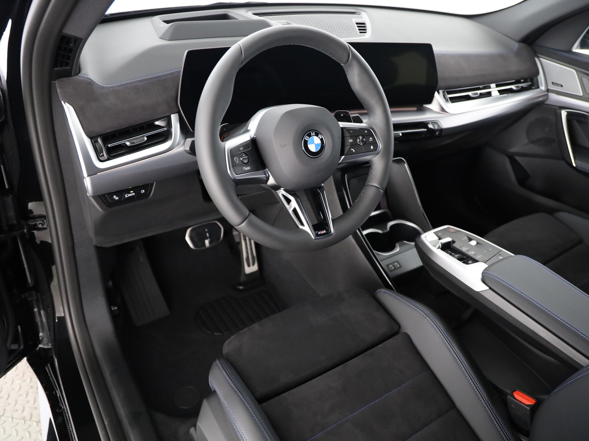 BMW X2 20d xDrive-image-7