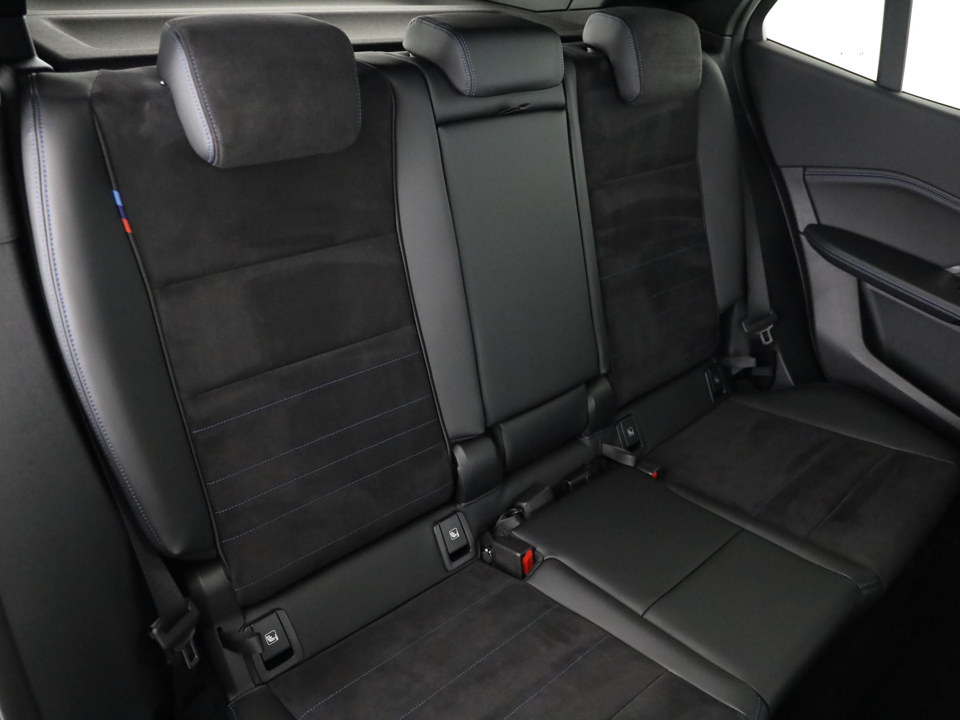 BMW X2 20d xDrive-image-13