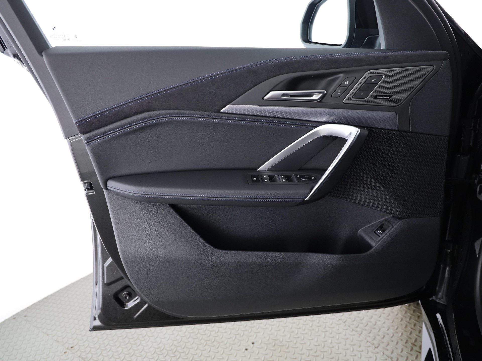 BMW X2 20d xDrive-image-8