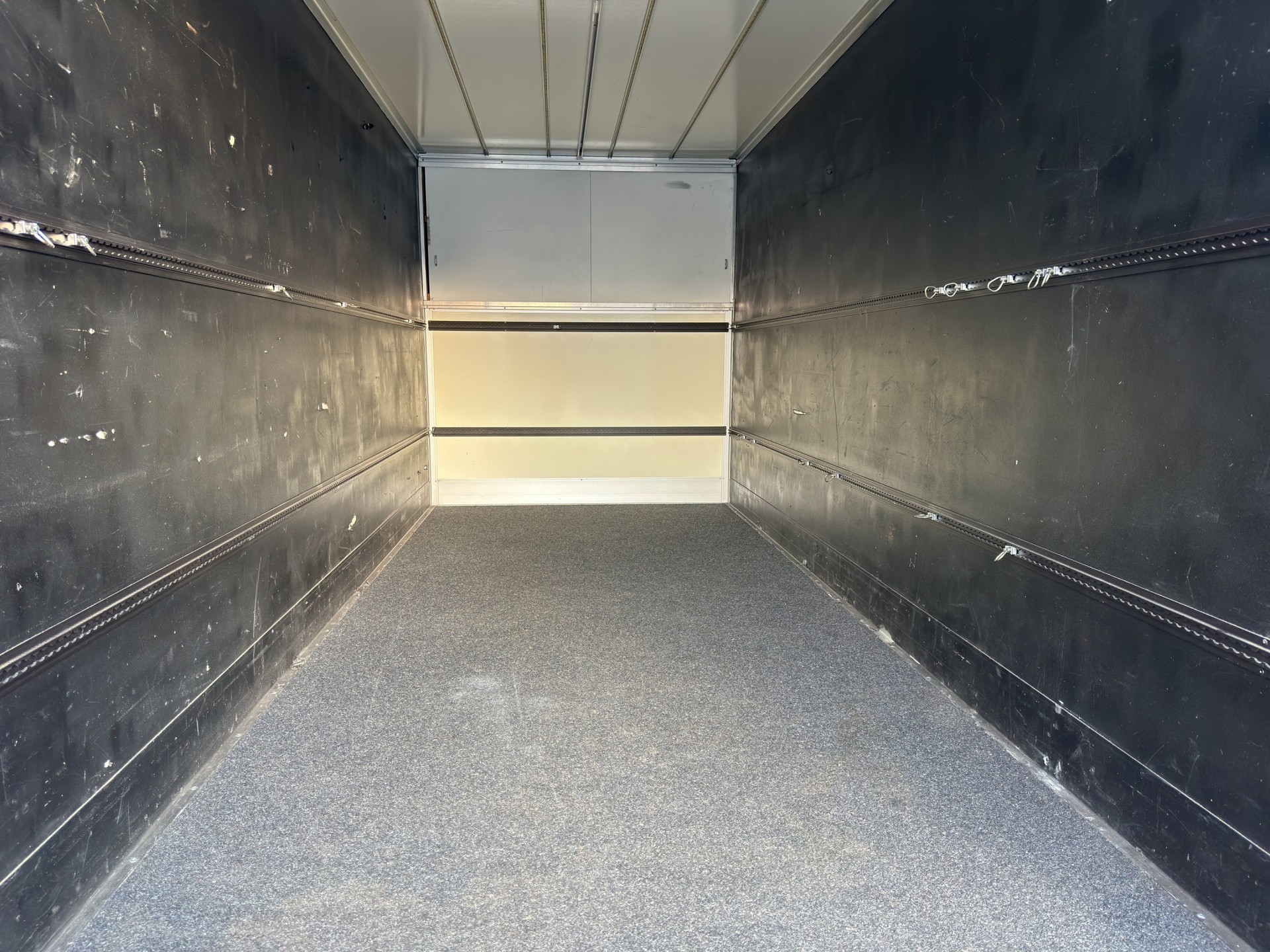 VW T5 2.0 TDI DSG-image-13