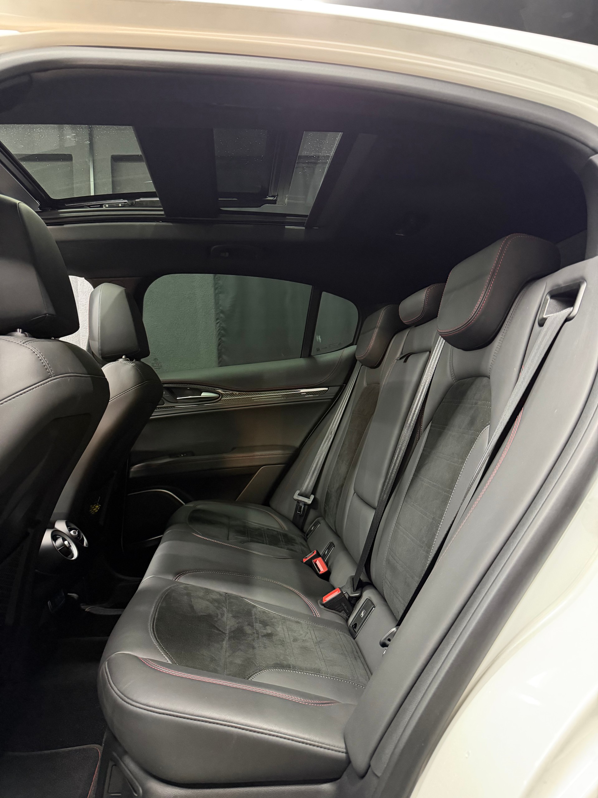 ALFA ROMEO Stelvio 2.9 V6 Quadrifoglio Q4 Automatic-image-13